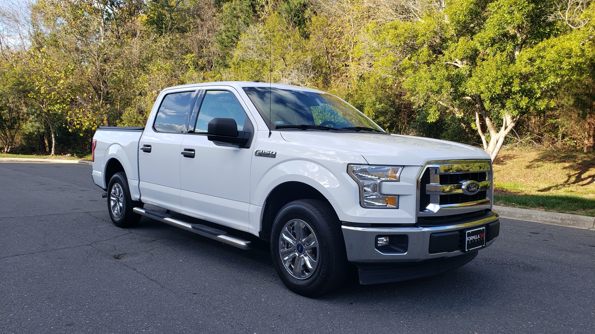 Used 2017 Ford F-150 XLT 4x2 SUPERCREW / V6 / AUTO / 145 WB / 5.6 BED for sale Sold at Formula Imports in Charlotte NC 28227 13