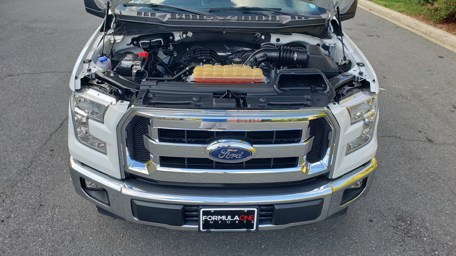 Used 2017 Ford F-150 XLT 4x2 SUPERCREW / V6 / AUTO / 145 WB / 5.6 BED for sale Sold at Formula Imports in Charlotte NC 28227 17