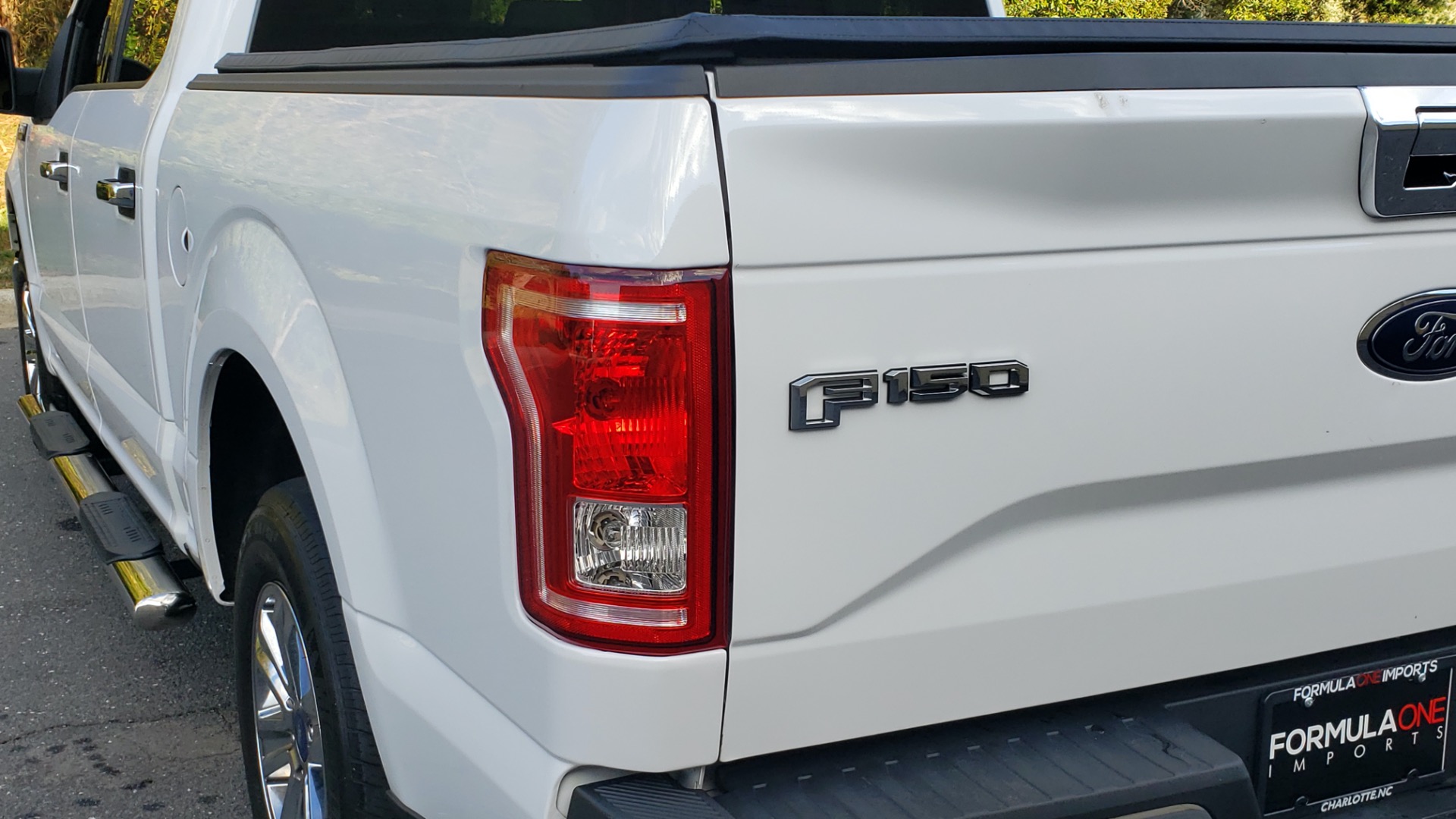 Used 2017 Ford F-150 XLT 4x2 SUPERCREW / V6 / AUTO / 145 WB / 5.6 BED for sale Sold at Formula Imports in Charlotte NC 28227 31