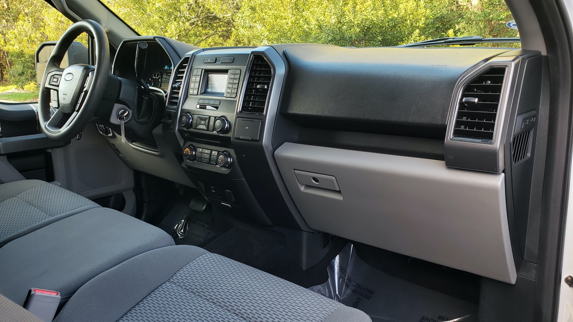 Used 2017 Ford F-150 XLT 4x2 SUPERCREW / V6 / AUTO / 145 WB / 5.6 BED for sale Sold at Formula Imports in Charlotte NC 28227 66