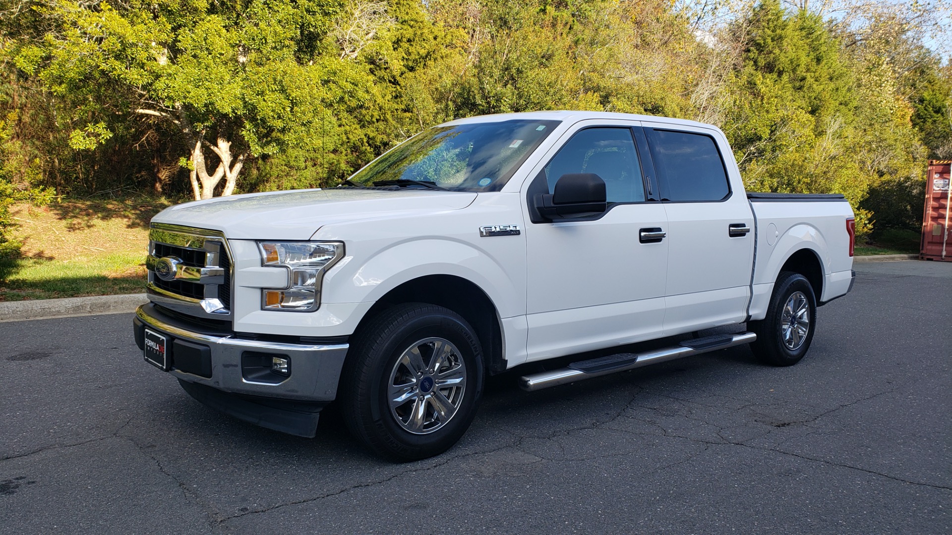 Used 2017 Ford F-150 XLT 4x2 SUPERCREW / V6 / AUTO / 145 WB / 5.6 BED for sale Sold at Formula Imports in Charlotte NC 28227 1