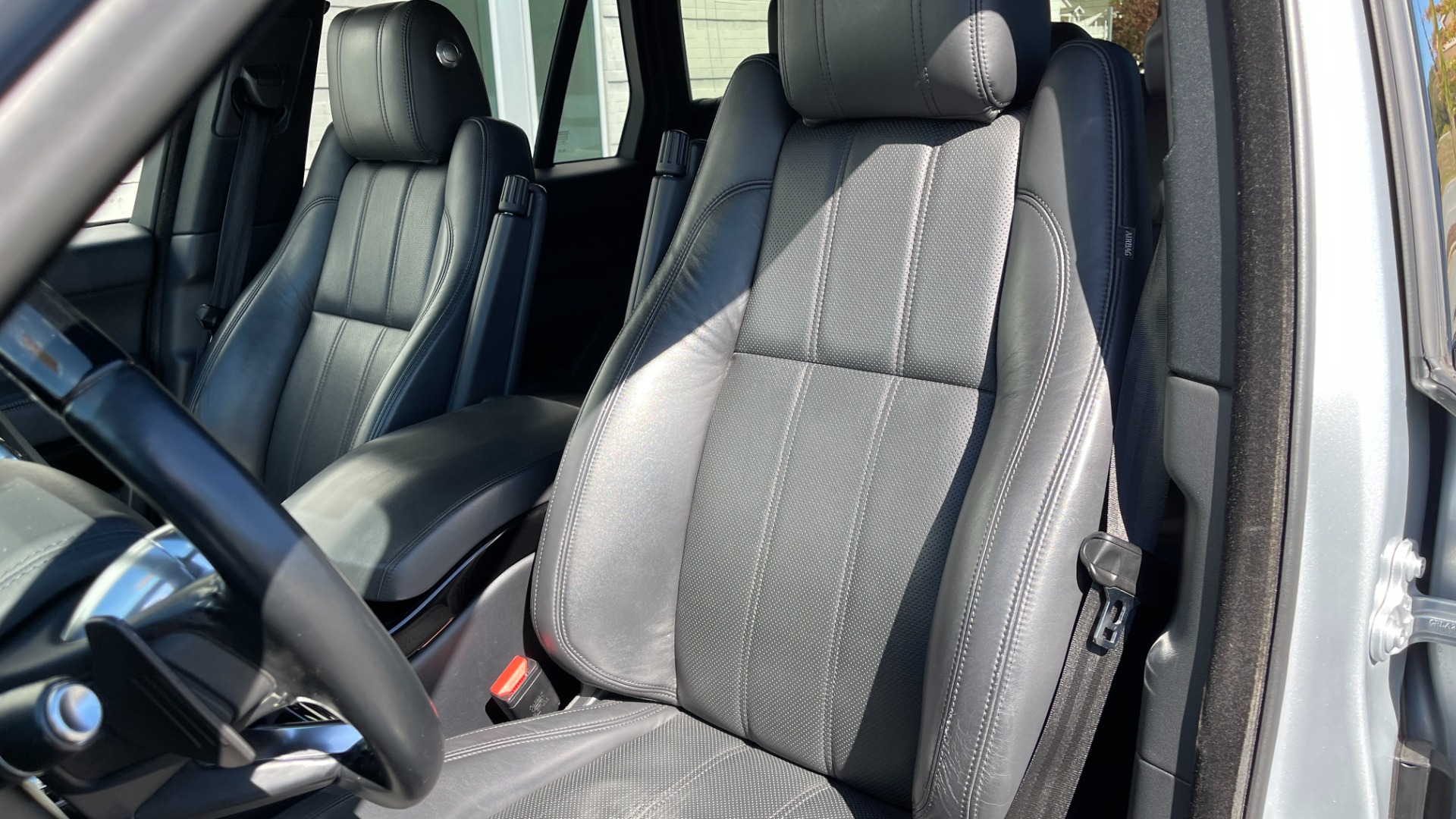 Used 2013 Land Rover Range Rover HSE / 22IN WHEELS / CLIMATE PACKAGE / SOFT CLOSE / VISION ASSIST for sale Sold at Formula Imports in Charlotte NC 28227 10
