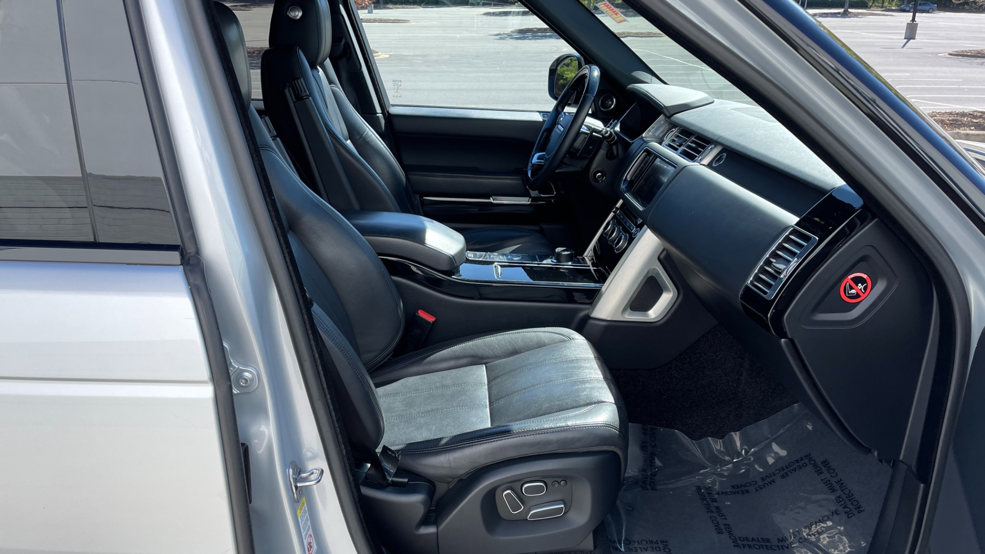 Used 2013 Land Rover Range Rover HSE / 22IN WHEELS / CLIMATE PACKAGE / SOFT CLOSE / VISION ASSIST for sale Sold at Formula Imports in Charlotte NC 28227 25