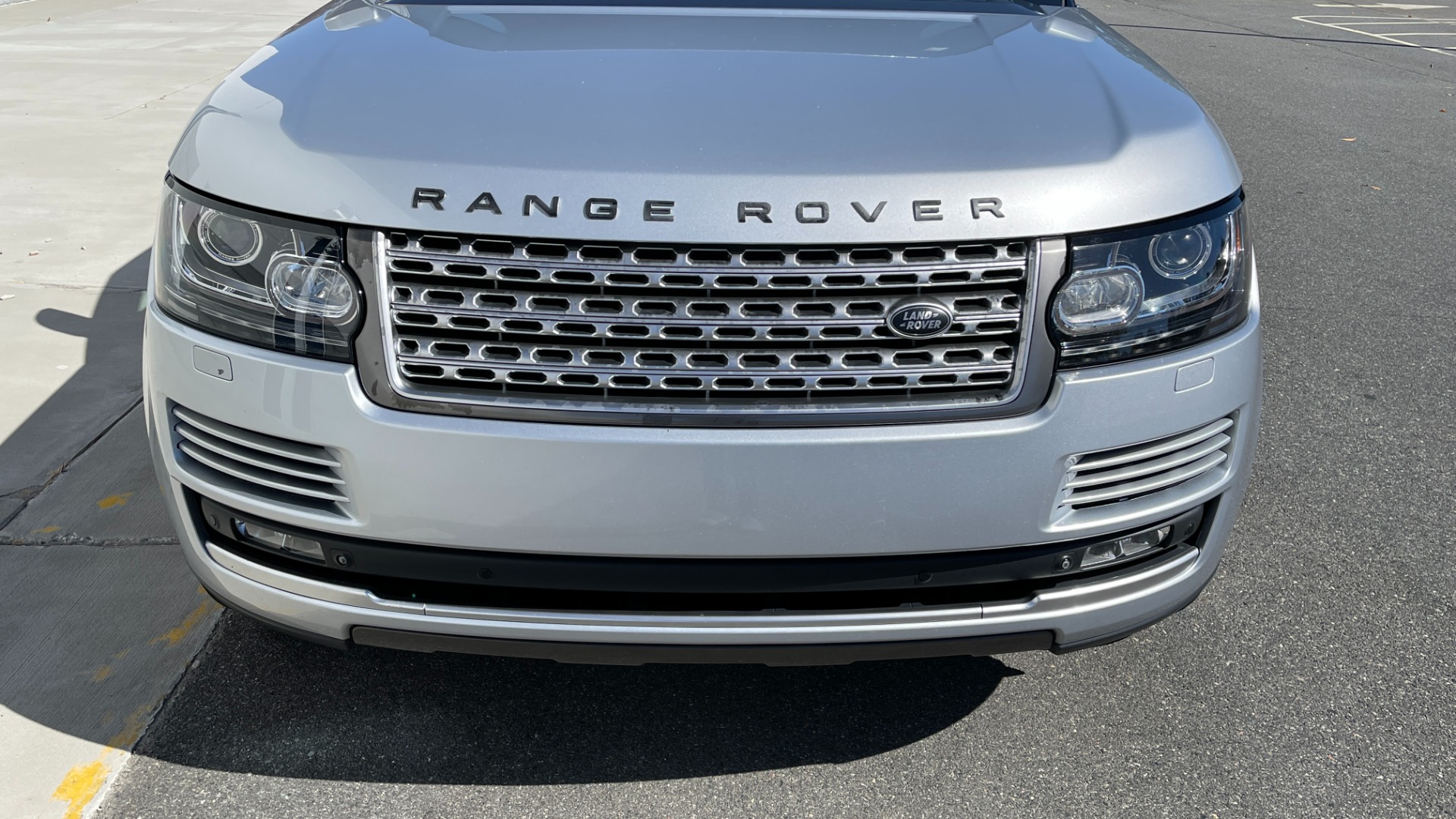 Used 2013 Land Rover Range Rover HSE / 22IN WHEELS / CLIMATE PACKAGE / SOFT CLOSE / VISION ASSIST for sale Sold at Formula Imports in Charlotte NC 28227 35