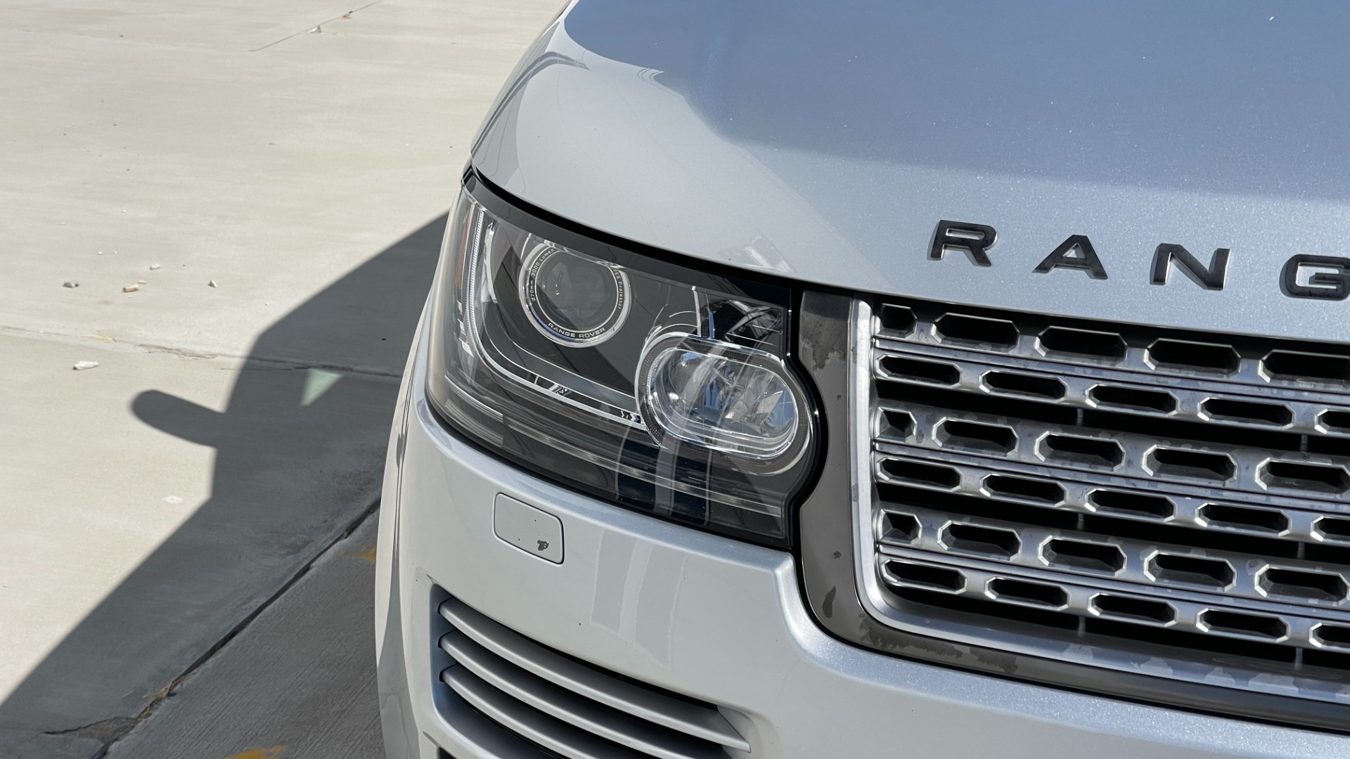 Used 2013 Land Rover Range Rover HSE / 22IN WHEELS / CLIMATE PACKAGE / SOFT CLOSE / VISION ASSIST for sale Sold at Formula Imports in Charlotte NC 28227 36