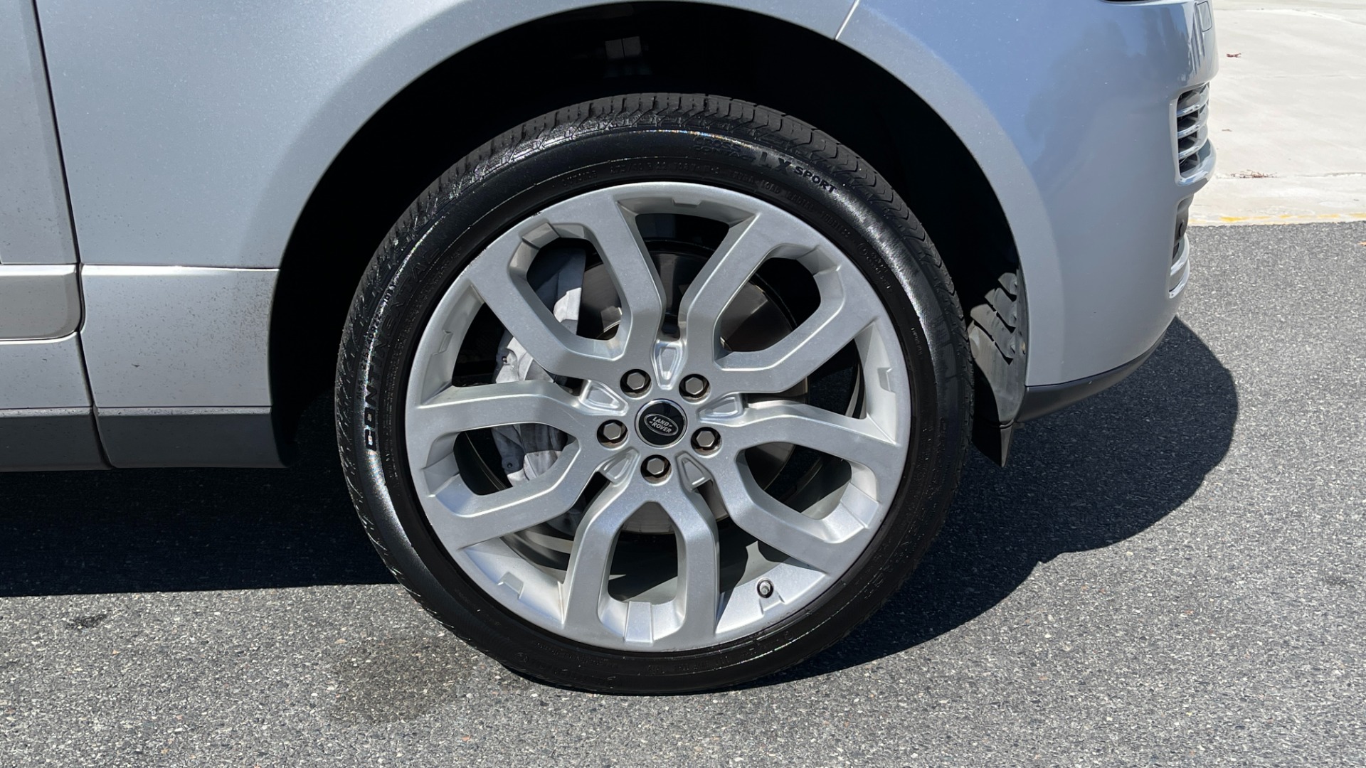 Used 2013 Land Rover Range Rover HSE / 22IN WHEELS / CLIMATE PACKAGE / SOFT CLOSE / VISION ASSIST for sale Sold at Formula Imports in Charlotte NC 28227 47