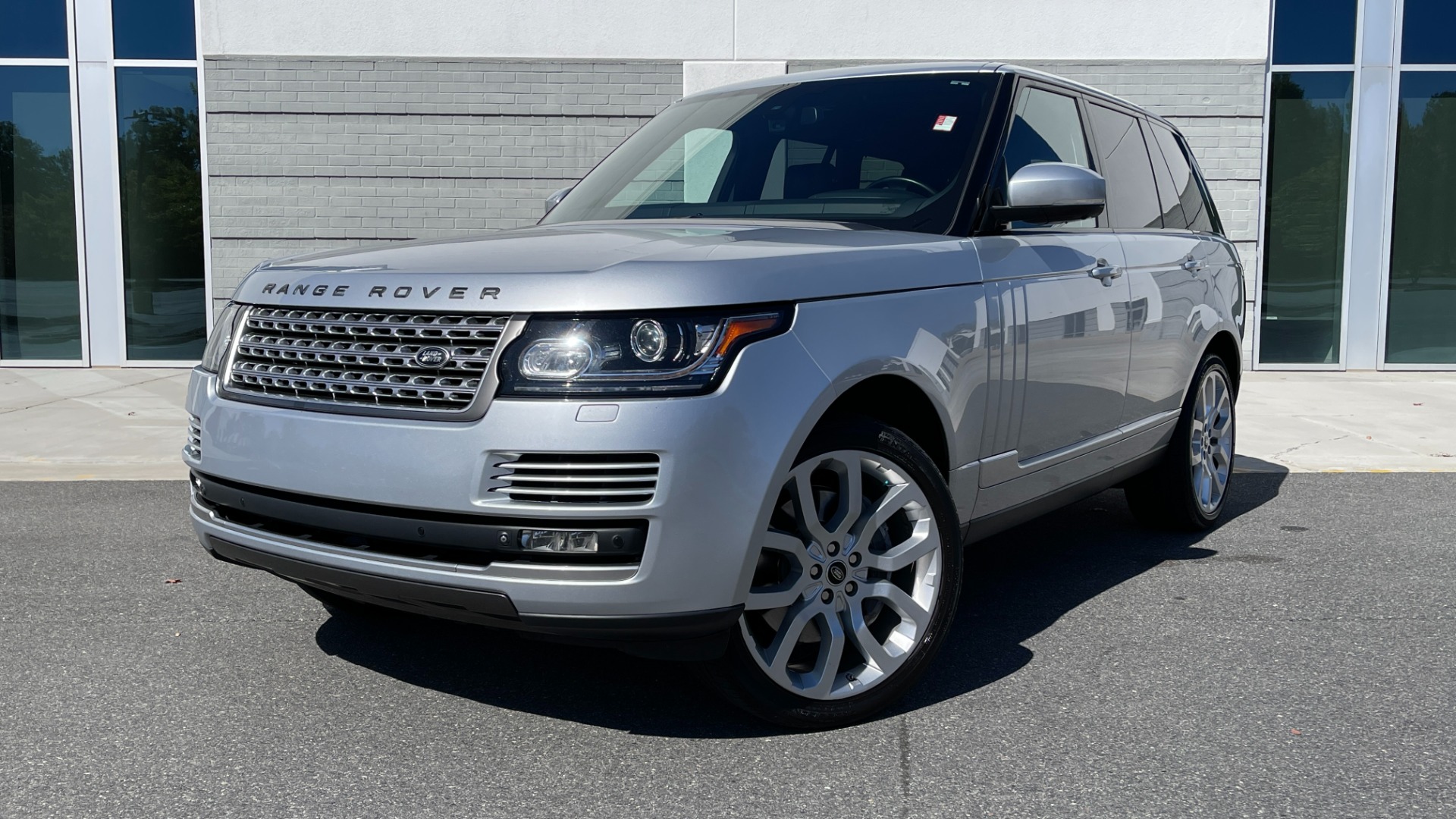 Used 2013 Land Rover Range Rover HSE / 22IN WHEELS / CLIMATE PACKAGE / SOFT CLOSE / VISION ASSIST for sale Sold at Formula Imports in Charlotte NC 28227 1