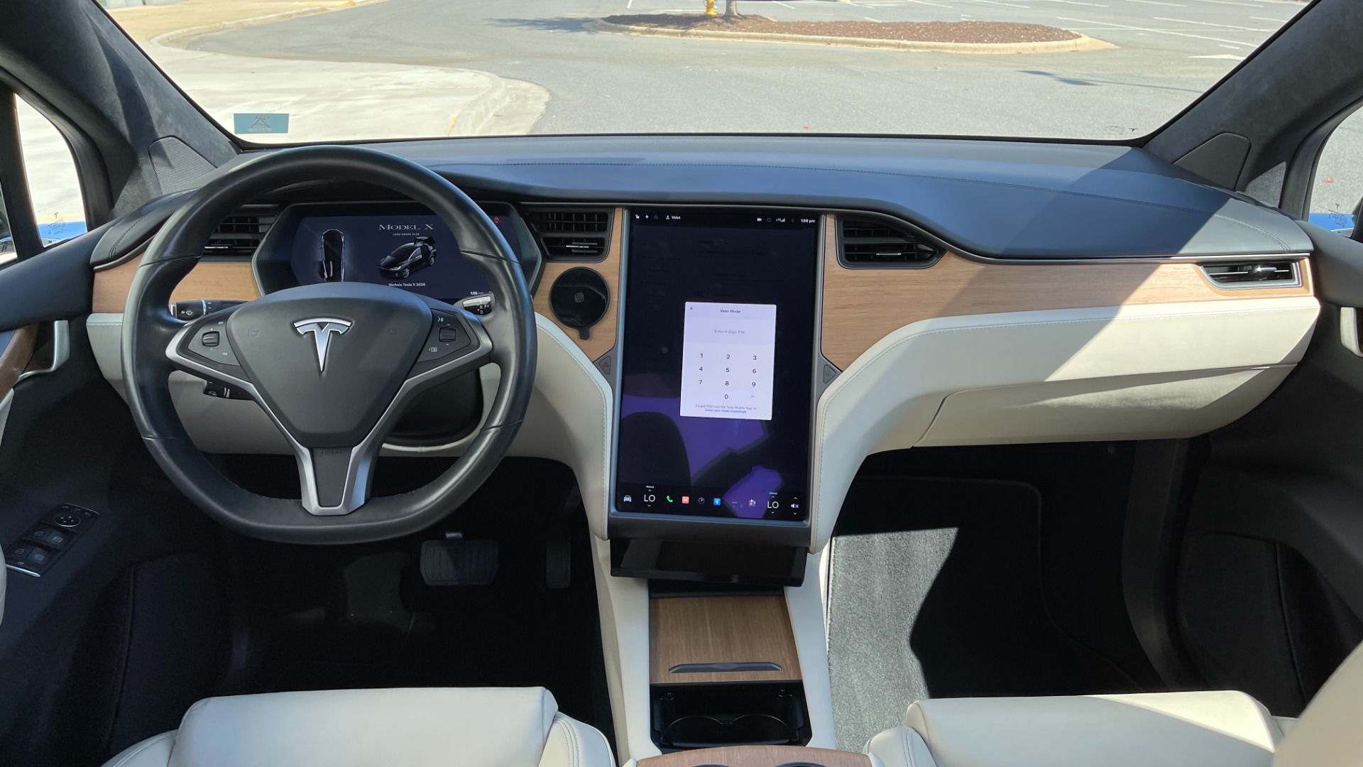 Used 2020 Tesla Model X LONG RANGE PLUS / FULL SELF DRIVING / 22IN WHEELS / 3 ROW SEATING for sale $82,999 at Formula Imports in Charlotte NC 28227 21