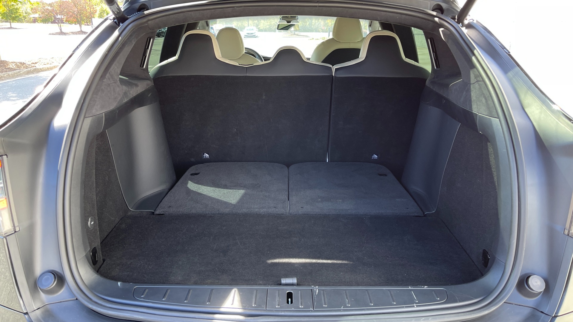 Used 2020 Tesla Model X LONG RANGE PLUS / FULL SELF DRIVING / 22IN WHEELS / 3 ROW SEATING for sale $82,999 at Formula Imports in Charlotte NC 28227 33