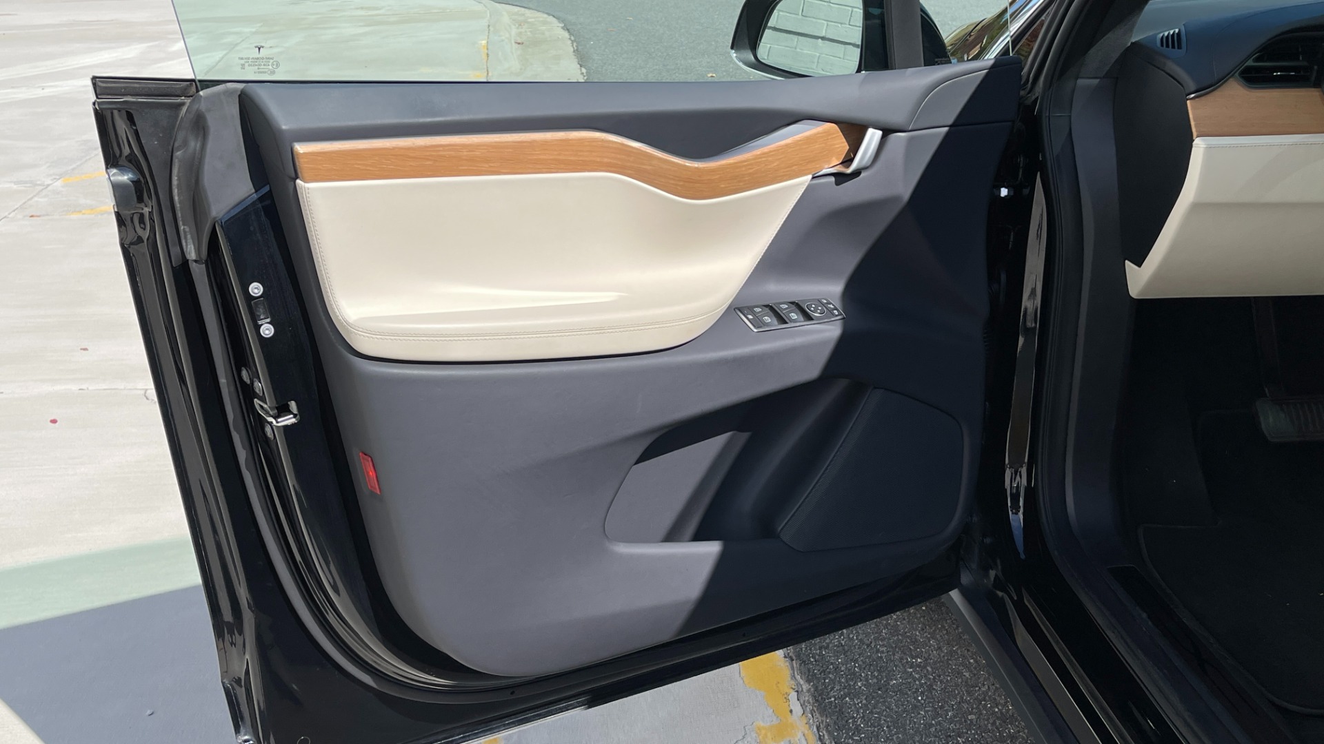 Used 2020 Tesla Model X LONG RANGE PLUS / FULL SELF DRIVING / 22IN WHEELS / 3 ROW SEATING for sale $82,999 at Formula Imports in Charlotte NC 28227 39