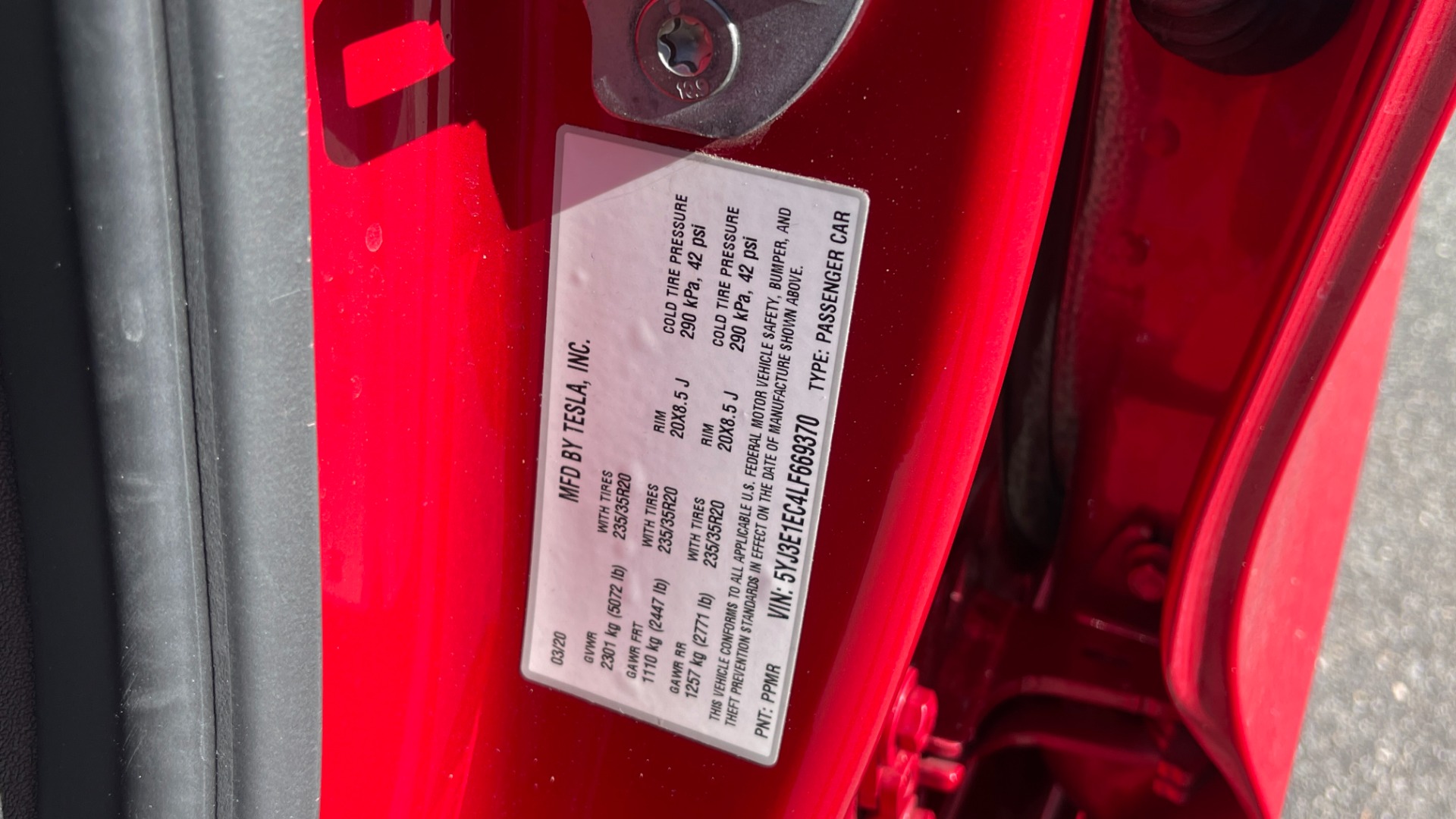 Used 2020 Tesla Model 3 PERFORMANCE / 20IN WHEELS / PERFORMANCE BRAKES / CARBON FIBER TRIM for sale Sold at Formula Imports in Charlotte NC 28227 39