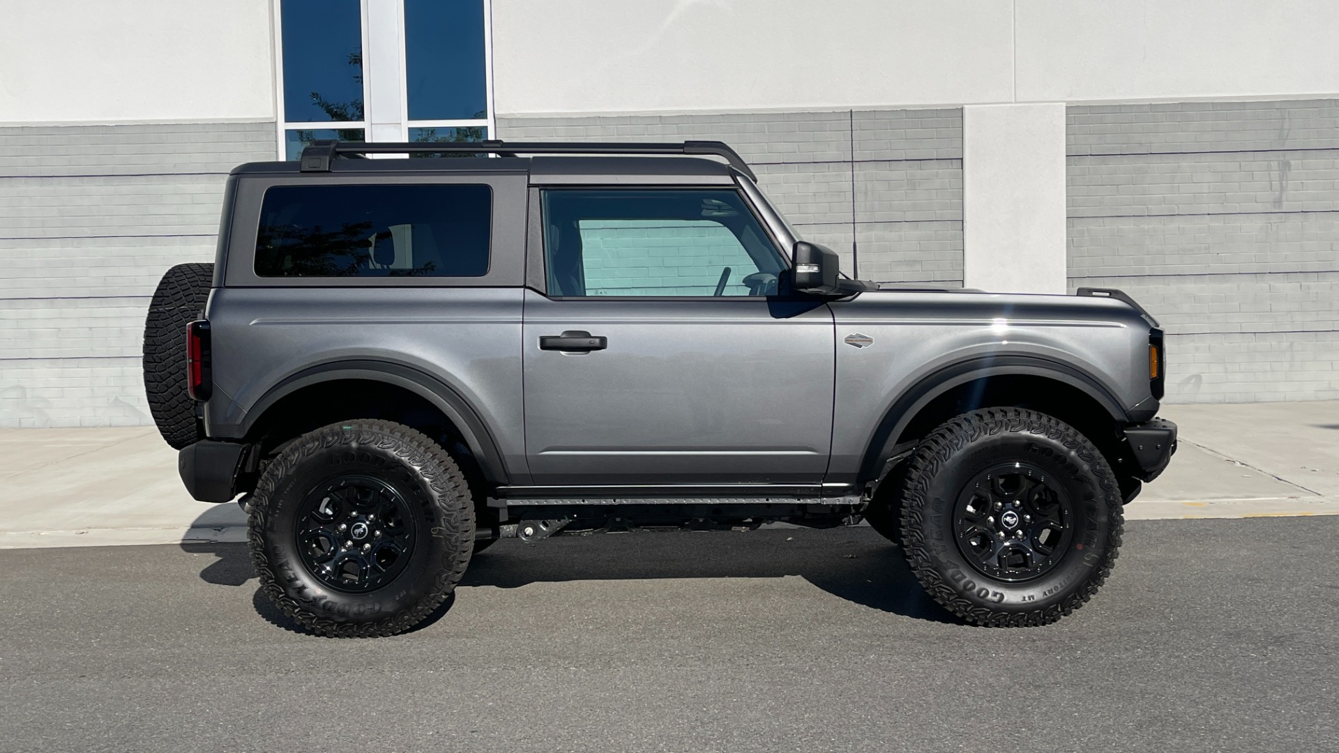 Used 2022 Ford Bronco WILDTRAK / HD FRONT BUMPER / ADAPTIVE CRUISE / HIGH PACKAGE for sale Sold at Formula Imports in Charlotte NC 28227 3