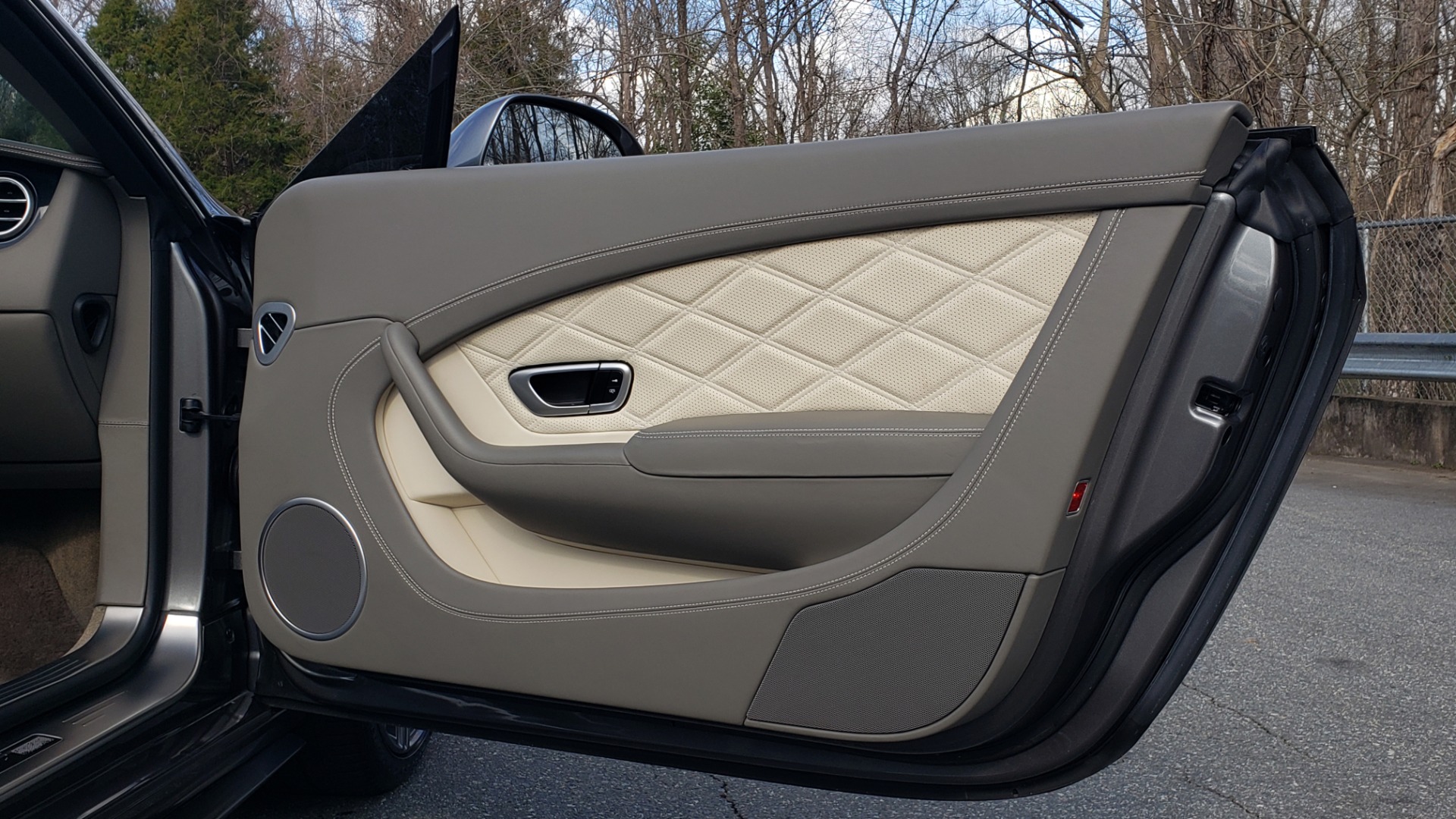 Used 2015 Bentley CONTINENTAL SPEED CONV / 6.0L W12 / NAV / VENT SEATS / REARVIEW for sale Sold at Formula Imports in Charlotte NC 28227 45