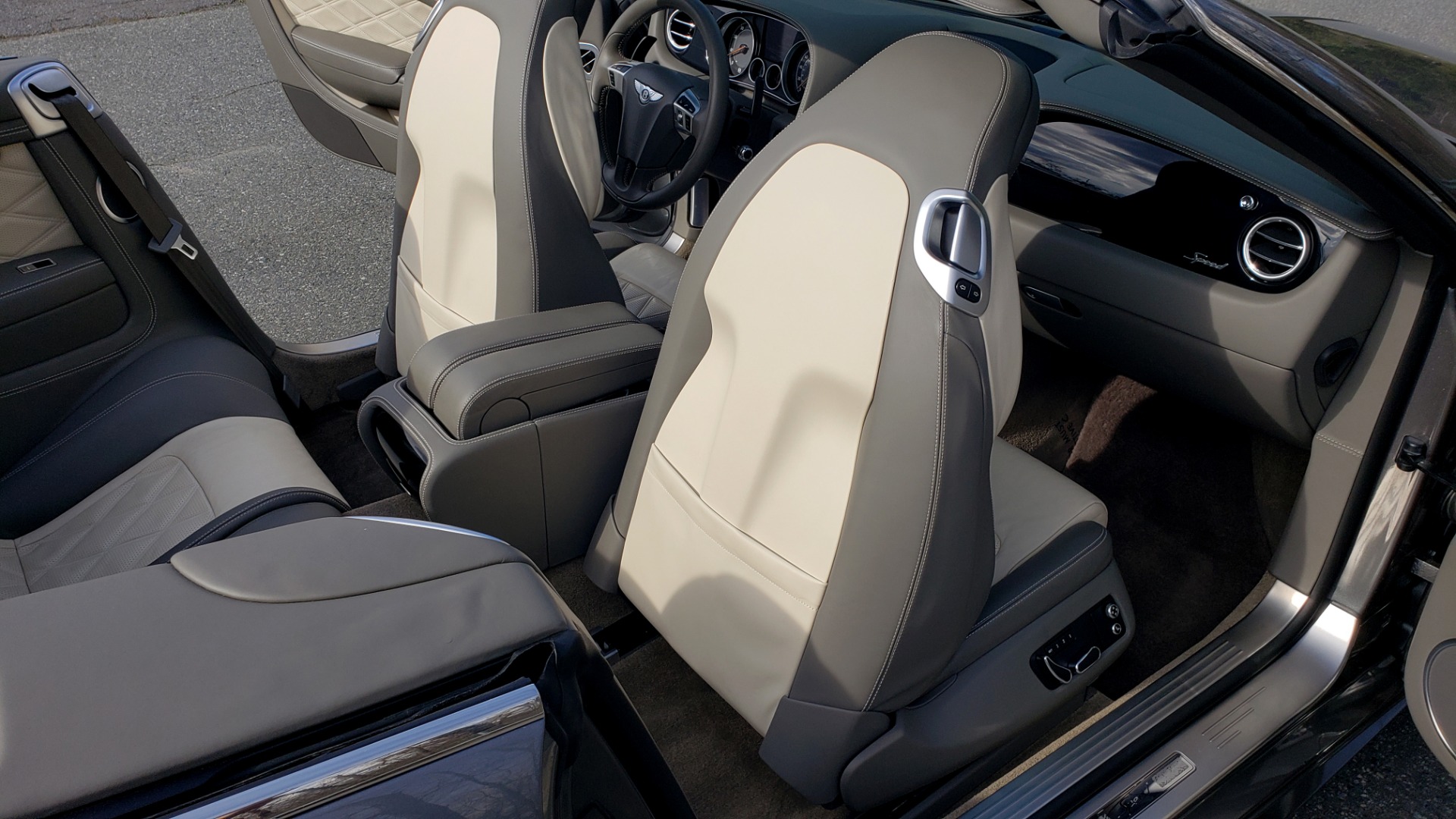 Used 2015 Bentley CONTINENTAL SPEED CONV / 6.0L W12 / NAV / VENT SEATS / REARVIEW for sale Sold at Formula Imports in Charlotte NC 28227 63