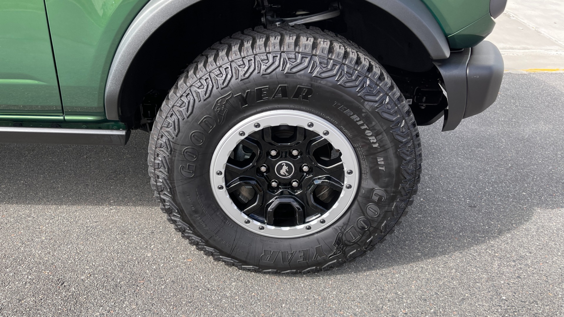Used 2022 Ford Bronco BADLANDS ADVANCED / SASQUATCH / SOFT TOP / 2.3L ECOBOOST for sale $66,295 at Formula Imports in Charlotte NC 28227 46