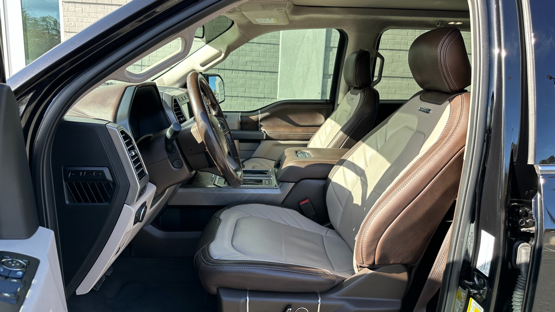 Used 2020 Ford F-150 LIMITED / LOADED OPTIONS / PANORAMIC ROOF / MASSAGE / ADAPTIVE CRUISE for sale Sold at Formula Imports in Charlotte NC 28227 11