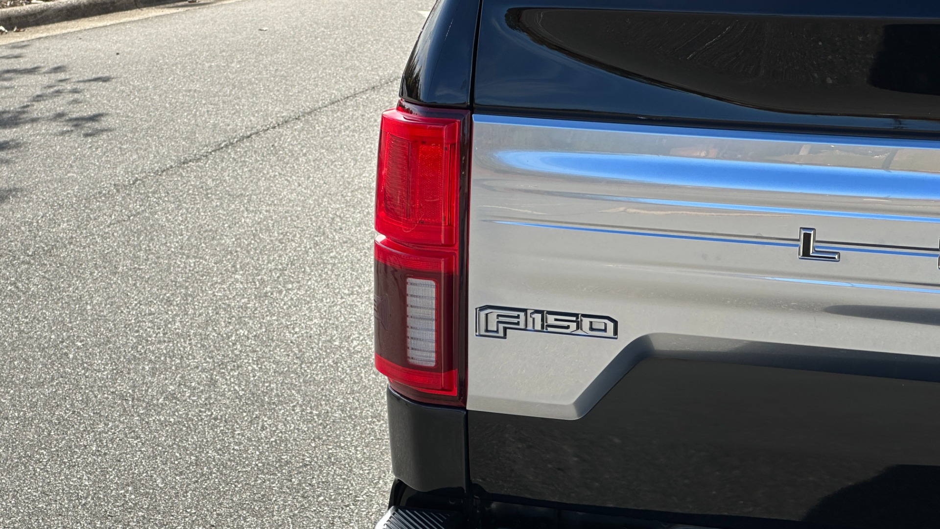 Used 2020 Ford F-150 LIMITED / LOADED OPTIONS / PANORAMIC ROOF / MASSAGE / ADAPTIVE CRUISE for sale Sold at Formula Imports in Charlotte NC 28227 41
