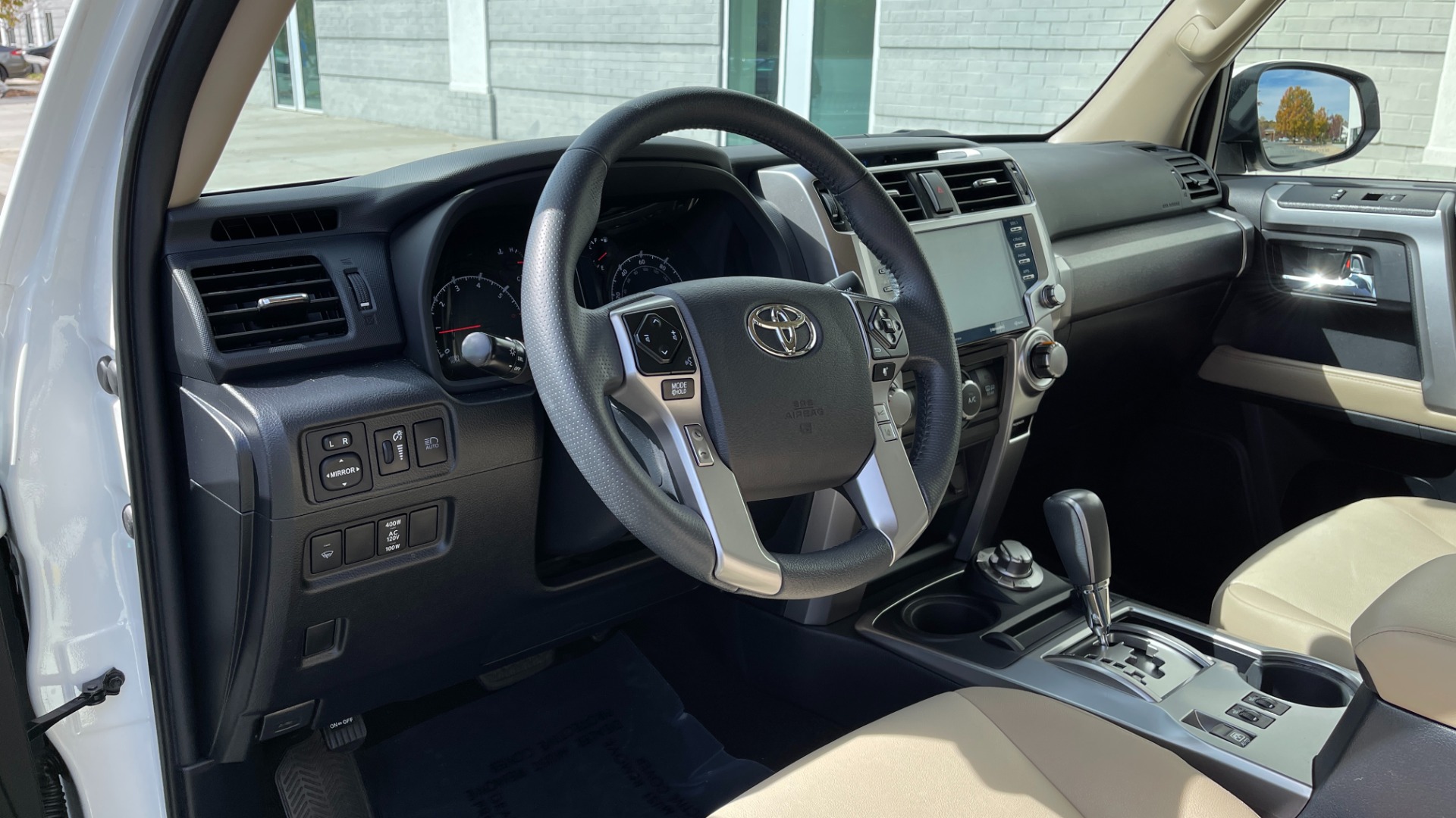 Used 2020 Toyota 4Runner SR5 PREMIUM / 4X4 / LEATHER / SUNROOF / LED INTERIOR for sale $40,995 at Formula Imports in Charlotte NC 28227 10