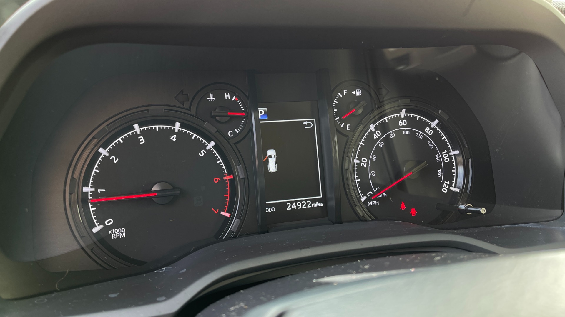 Used 2020 Toyota 4Runner SR5 PREMIUM / 4X4 / LEATHER / SUNROOF / LED INTERIOR for sale Sold at Formula Imports in Charlotte NC 28227 22