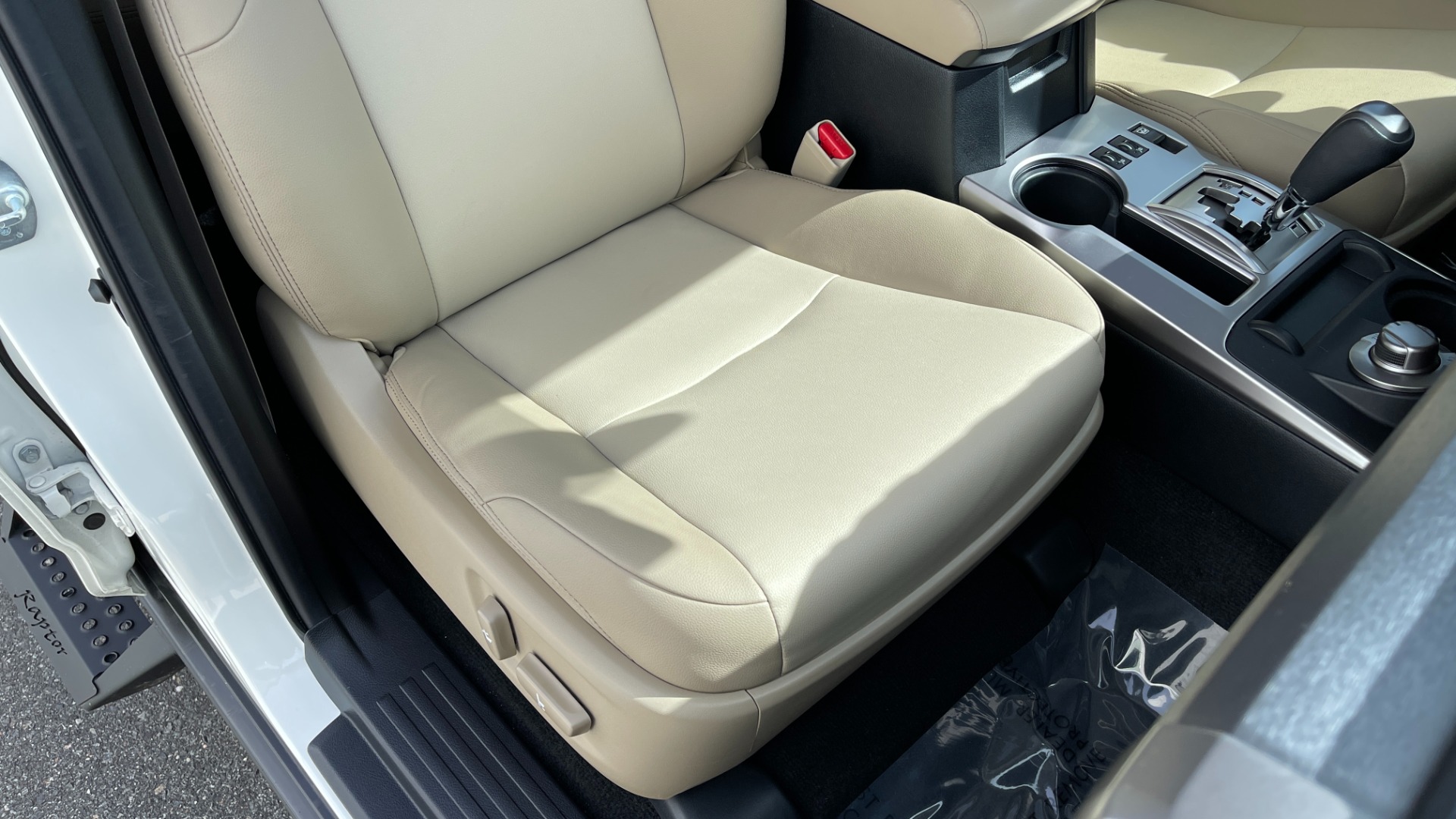 Used 2020 Toyota 4Runner SR5 PREMIUM / 4X4 / LEATHER / SUNROOF / LED INTERIOR for sale Sold at Formula Imports in Charlotte NC 28227 31