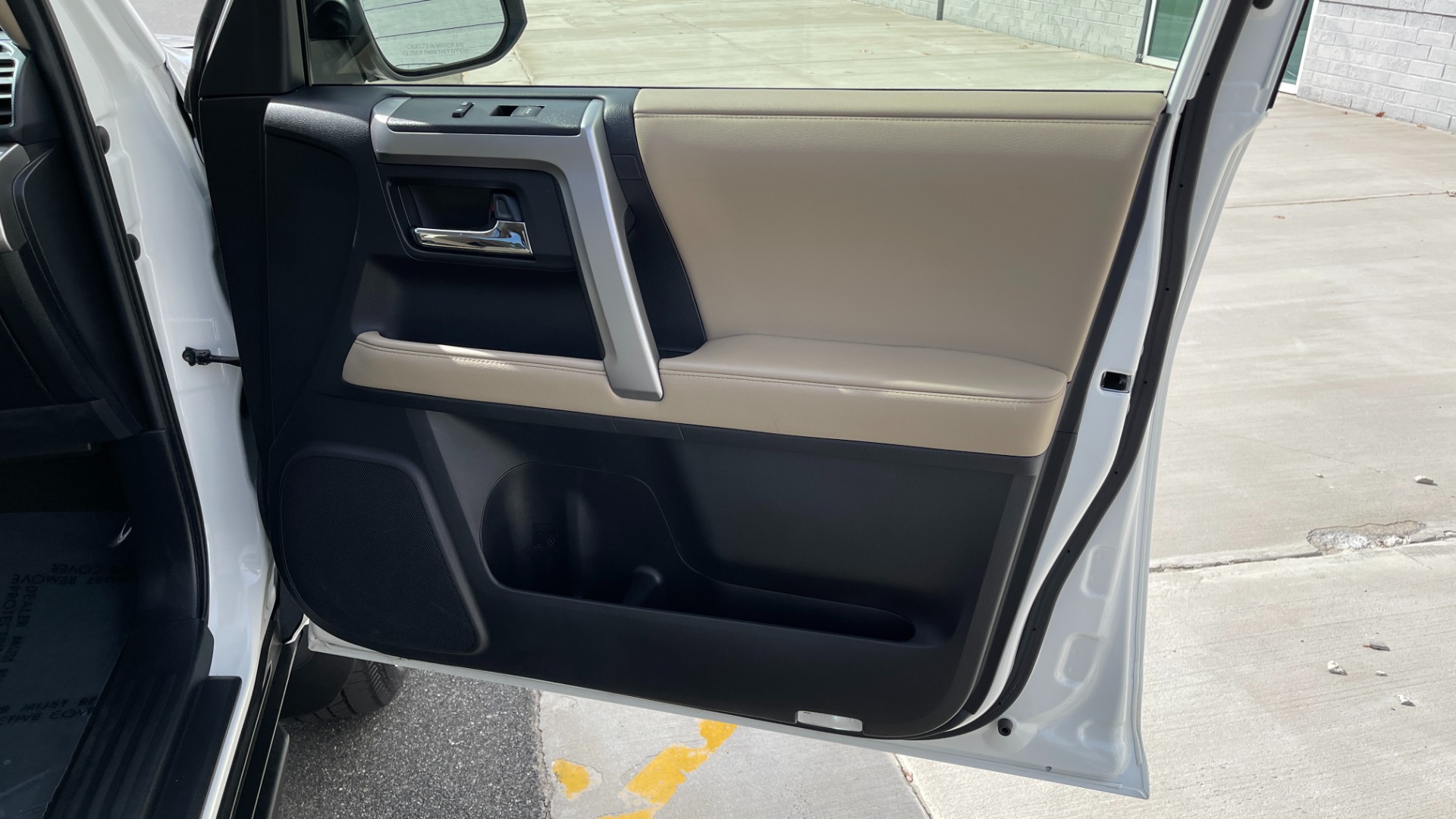 Used 2020 Toyota 4Runner SR5 PREMIUM / 4X4 / LEATHER / SUNROOF / LED INTERIOR for sale Sold at Formula Imports in Charlotte NC 28227 39