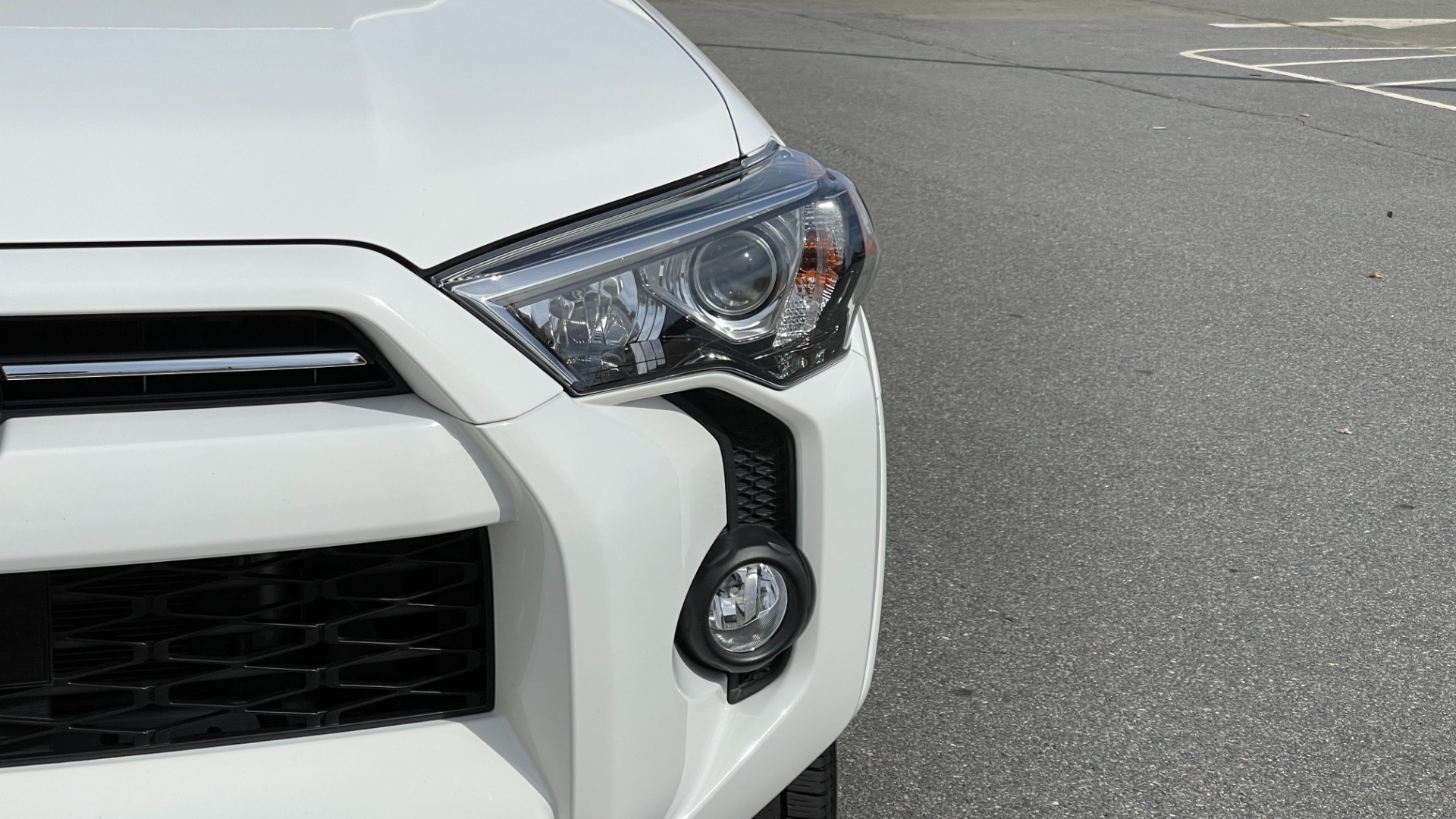 Used 2020 Toyota 4Runner SR5 PREMIUM / 4X4 / LEATHER / SUNROOF / LED INTERIOR for sale Sold at Formula Imports in Charlotte NC 28227 42