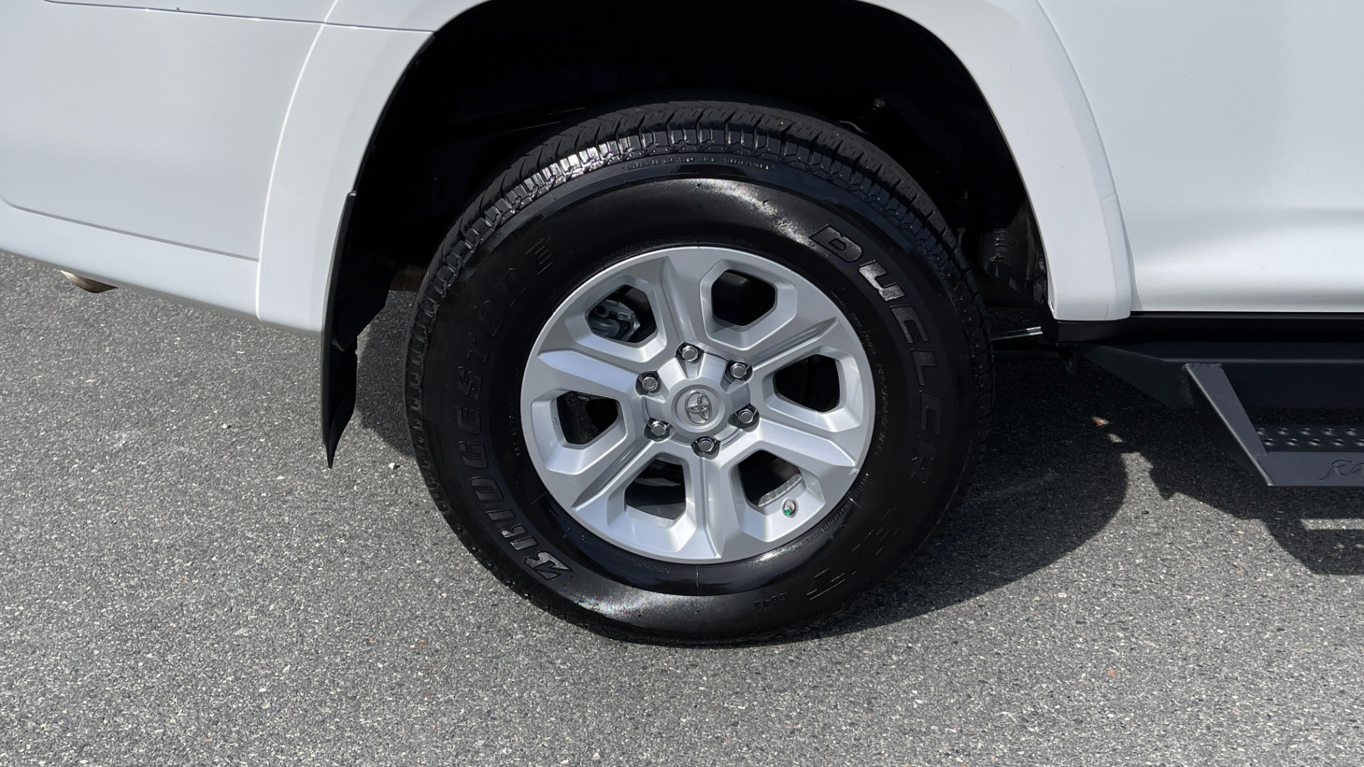 Used 2020 Toyota 4Runner SR5 PREMIUM / 4X4 / LEATHER / SUNROOF / LED INTERIOR for sale Sold at Formula Imports in Charlotte NC 28227 43