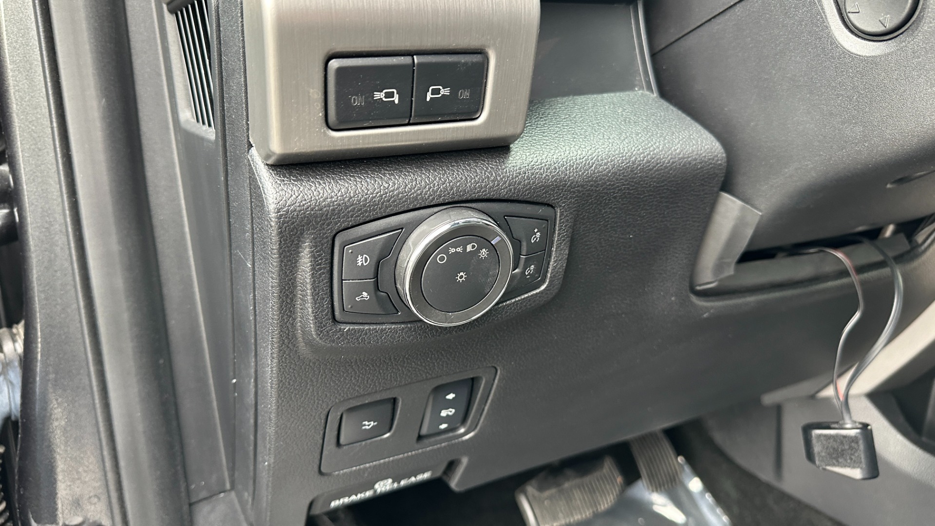 Used 2017 Ford Super Duty F-250 SRW PLATINUM / FOX SHOCKS / 6.7 DIESEL / FX4 OFFROAD / ADAPTIVE CRUISE for sale $54,995 at Formula Imports in Charlotte NC 28227 13