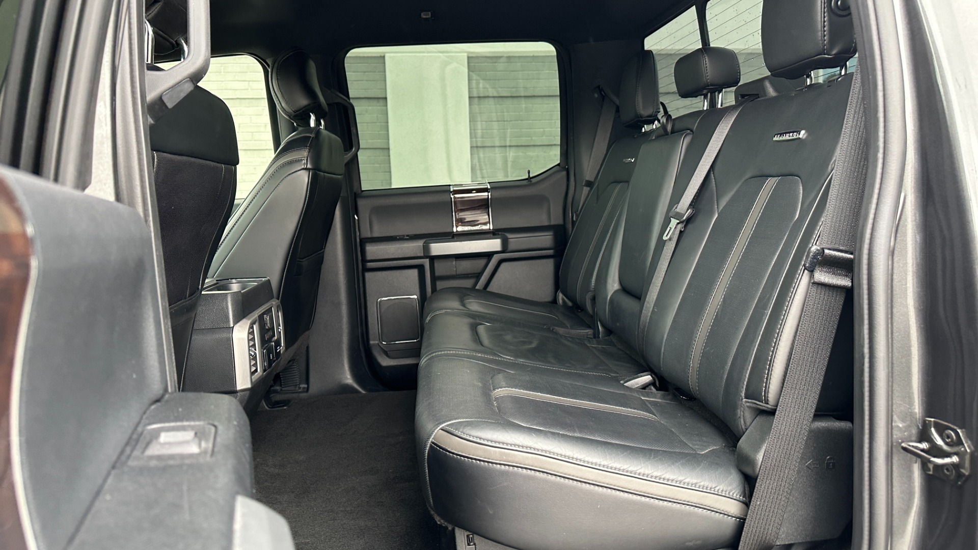 Used 2017 Ford Super Duty F-250 SRW PLATINUM / FOX SHOCKS / 6.7 DIESEL / FX4 OFFROAD / ADAPTIVE CRUISE for sale $54,995 at Formula Imports in Charlotte NC 28227 25