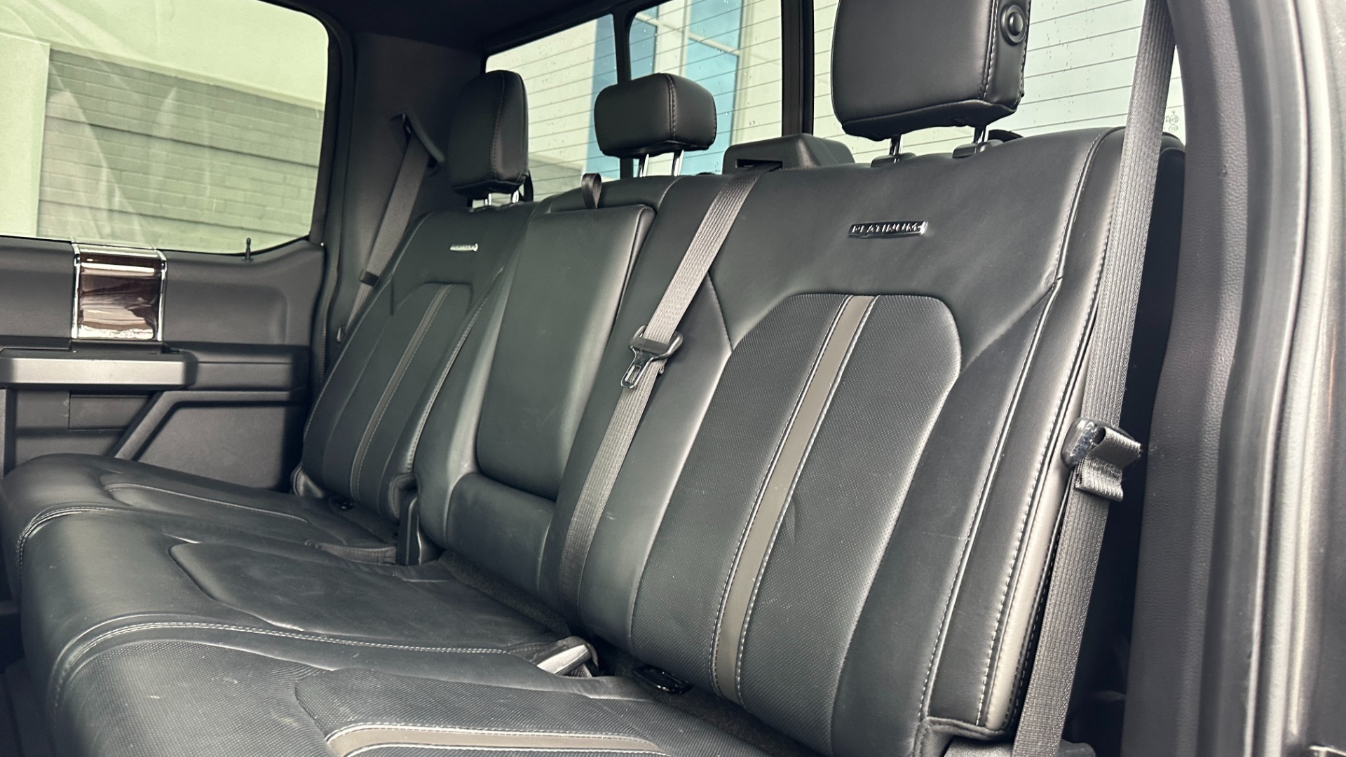 Used 2017 Ford Super Duty F-250 SRW PLATINUM / FOX SHOCKS / 6.7 DIESEL / FX4 OFFROAD / ADAPTIVE CRUISE for sale $54,995 at Formula Imports in Charlotte NC 28227 26
