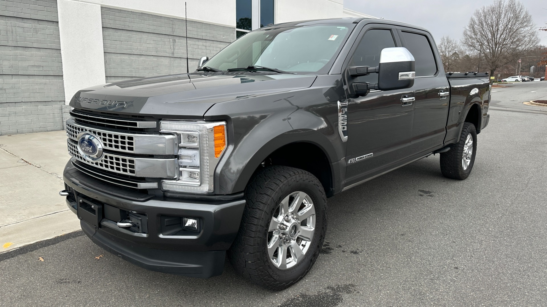 Used 2017 Ford Super Duty F-250 SRW PLATINUM / FOX SHOCKS / 6.7 DIESEL / FX4 OFFROAD / ADAPTIVE CRUISE for sale Sold at Formula Imports in Charlotte NC 28227 4