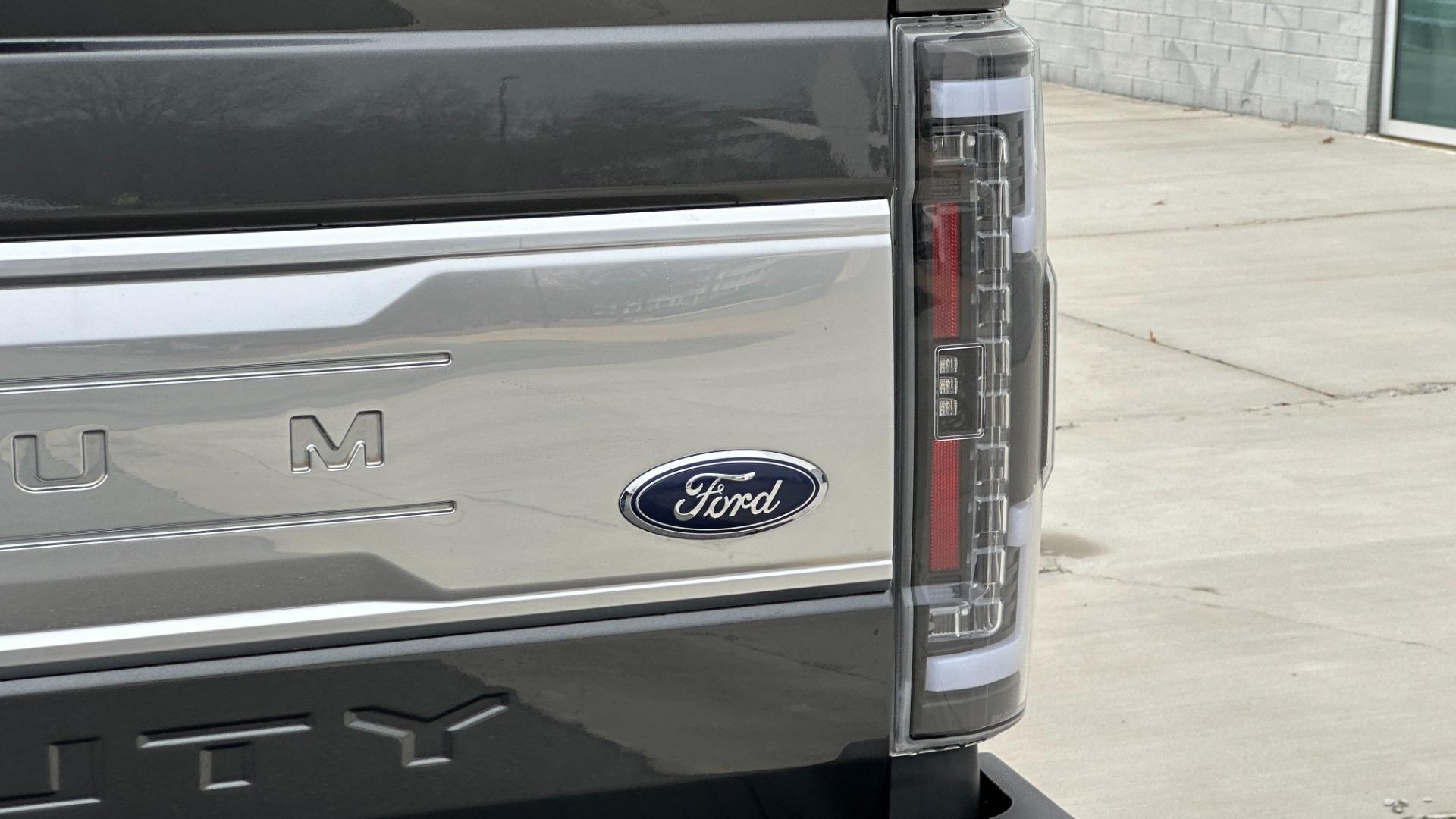 Used 2017 Ford Super Duty F-250 SRW PLATINUM / FOX SHOCKS / 6.7 DIESEL / FX4 OFFROAD / ADAPTIVE CRUISE for sale $54,995 at Formula Imports in Charlotte NC 28227 44