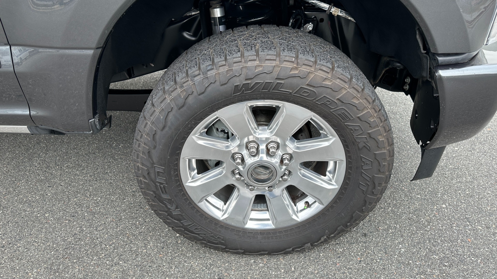 Used 2017 Ford Super Duty F-250 SRW PLATINUM / FOX SHOCKS / 6.7 DIESEL / FX4 OFFROAD / ADAPTIVE CRUISE for sale $54,995 at Formula Imports in Charlotte NC 28227 47