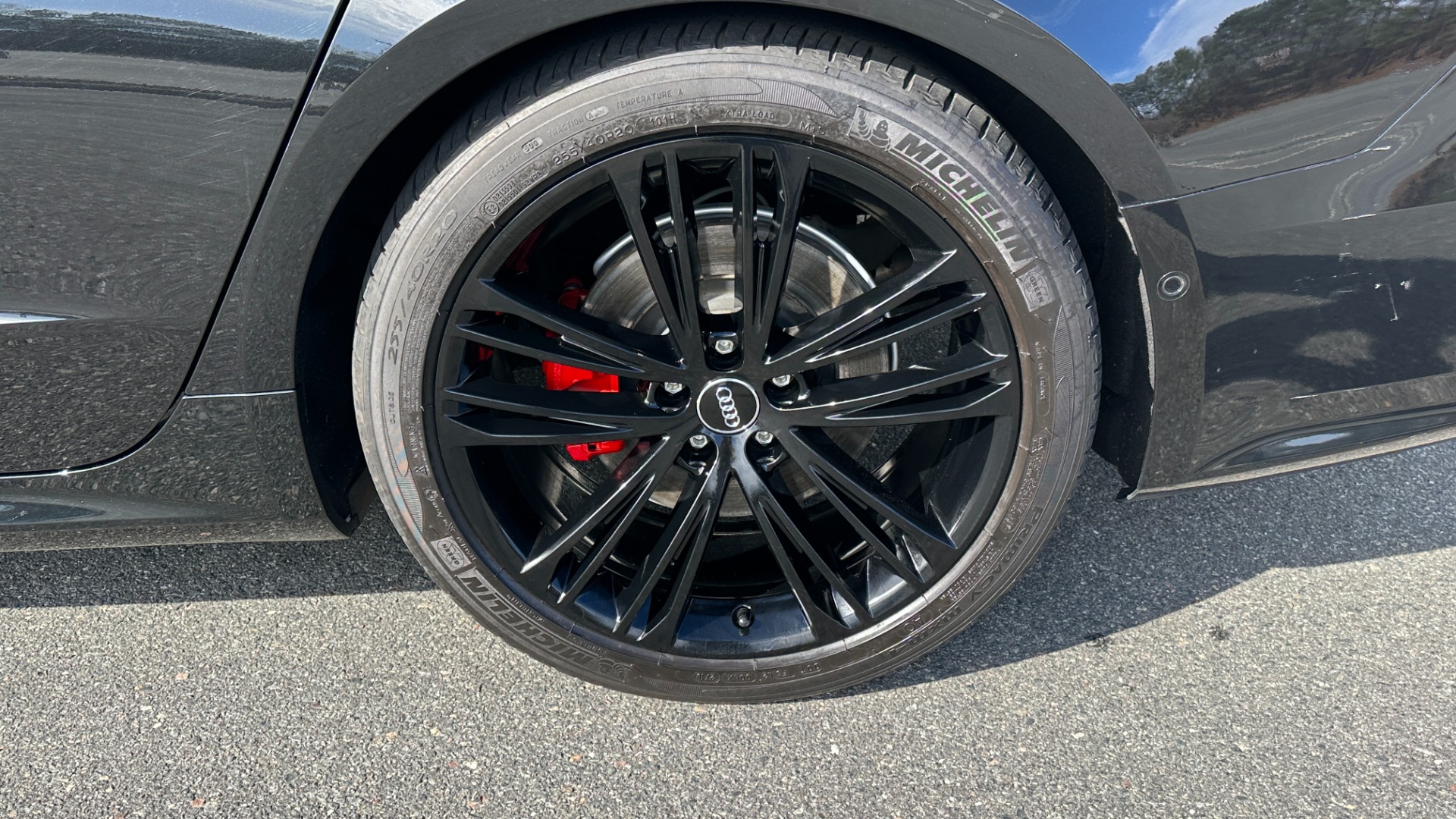 Used 2019 Audi A7 PREMIUM PLUS / S-LINE / 20IN GLOSS BLACK WHEELS / COLD WEATHER PKG / RED CA for sale $53,995 at Formula Imports in Charlotte NC 28227 42