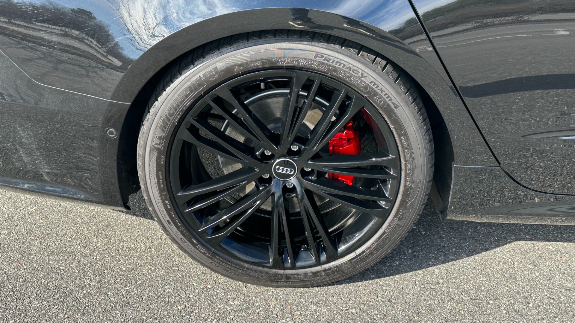 Used 2019 Audi A7 PREMIUM PLUS / S-LINE / 20IN GLOSS BLACK WHEELS / COLD WEATHER PKG / RED CA for sale $53,995 at Formula Imports in Charlotte NC 28227 43