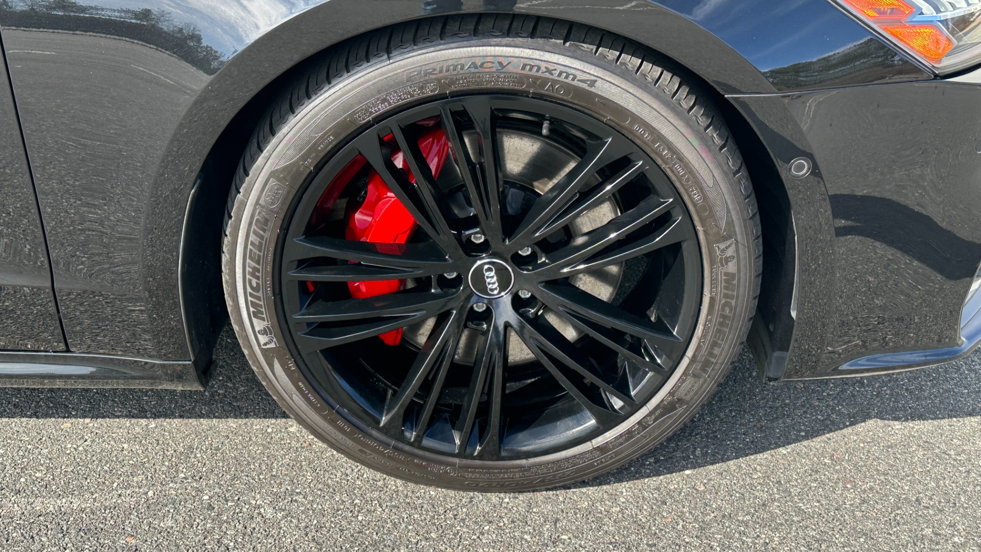 Used 2019 Audi A7 PREMIUM PLUS / S-LINE / 20IN GLOSS BLACK WHEELS / COLD WEATHER PKG / RED CA for sale $53,995 at Formula Imports in Charlotte NC 28227 44