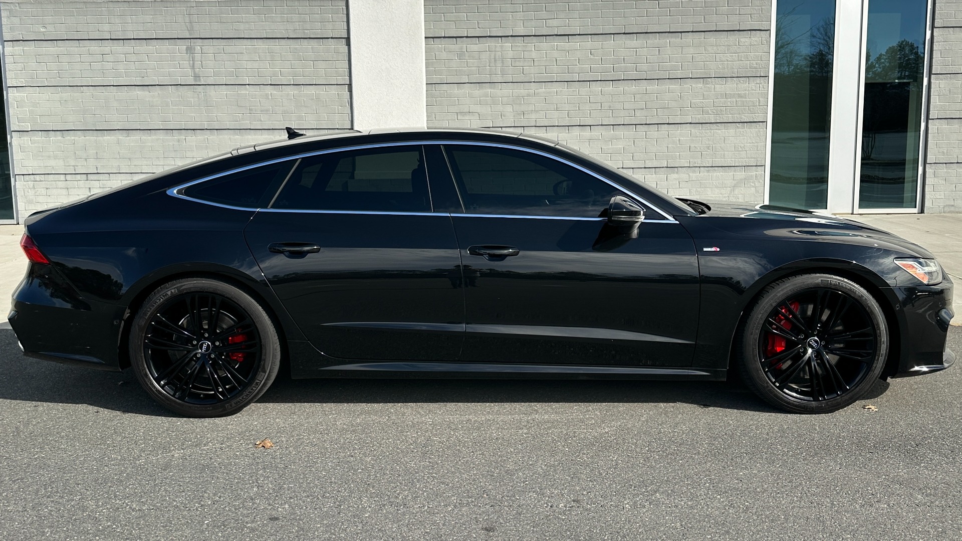 Used 2019 Audi A7 PREMIUM PLUS / S-LINE / 20IN GLOSS BLACK WHEELS / COLD WEATHER PKG / RED CA for sale $53,995 at Formula Imports in Charlotte NC 28227 6
