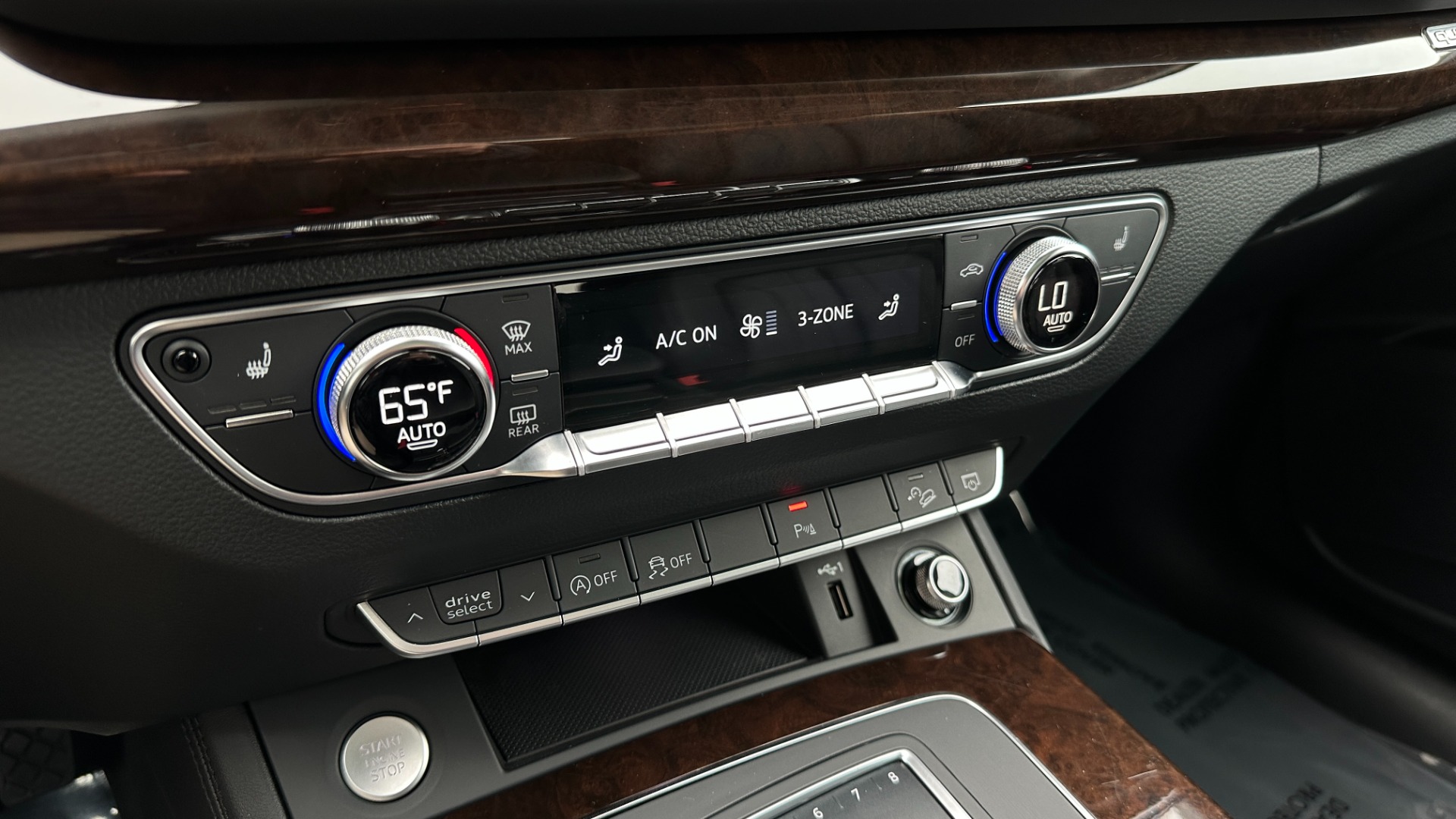 Used 2019 Audi Q5 Premium Plus for sale Sold at Formula Imports in Charlotte NC 28227 17