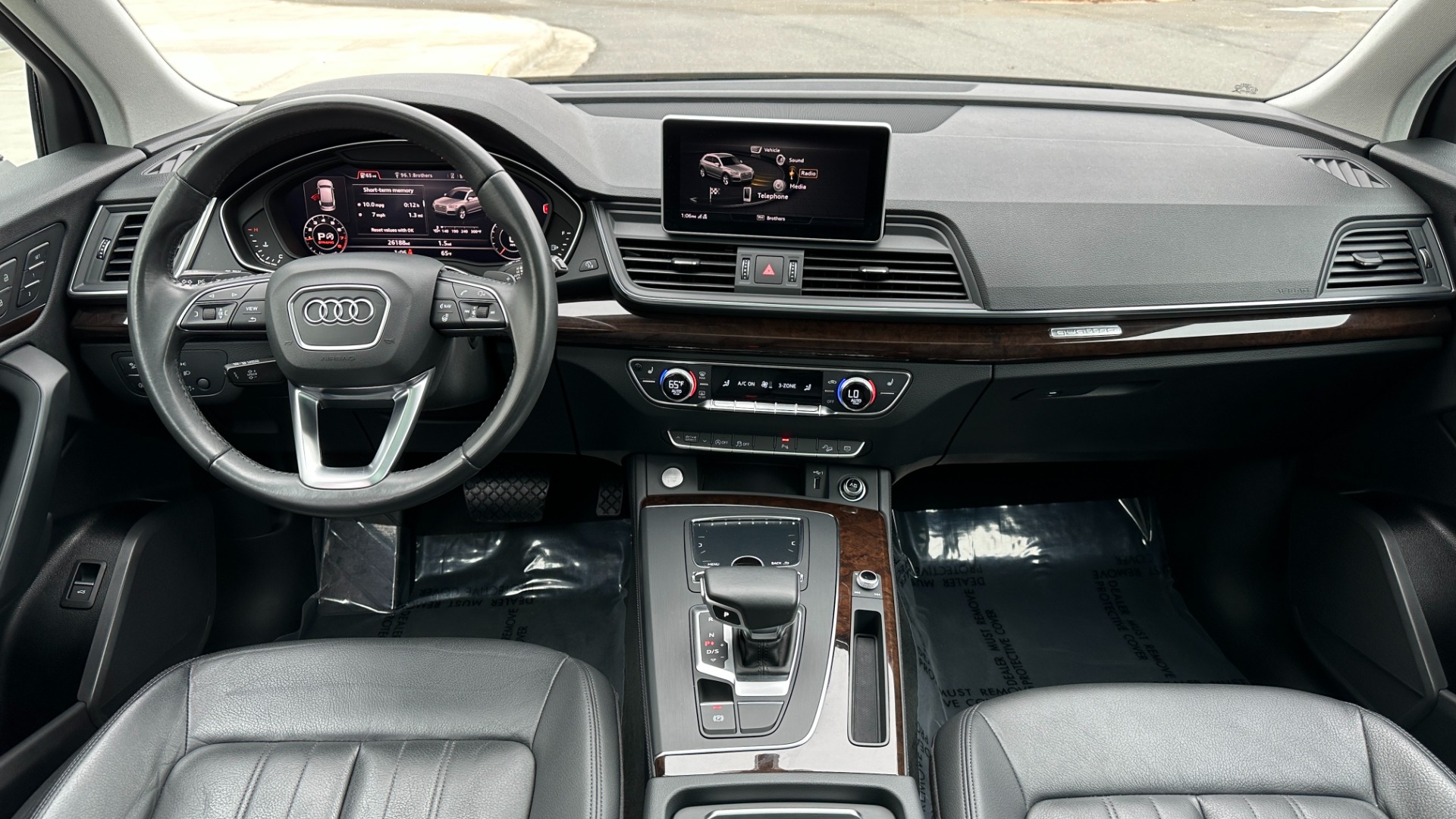 Used 2019 Audi Q5 Premium Plus for sale Sold at Formula Imports in Charlotte NC 28227 24