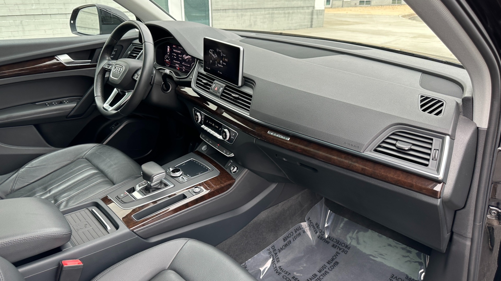 Used 2019 Audi Q5 Premium Plus for sale Sold at Formula Imports in Charlotte NC 28227 25