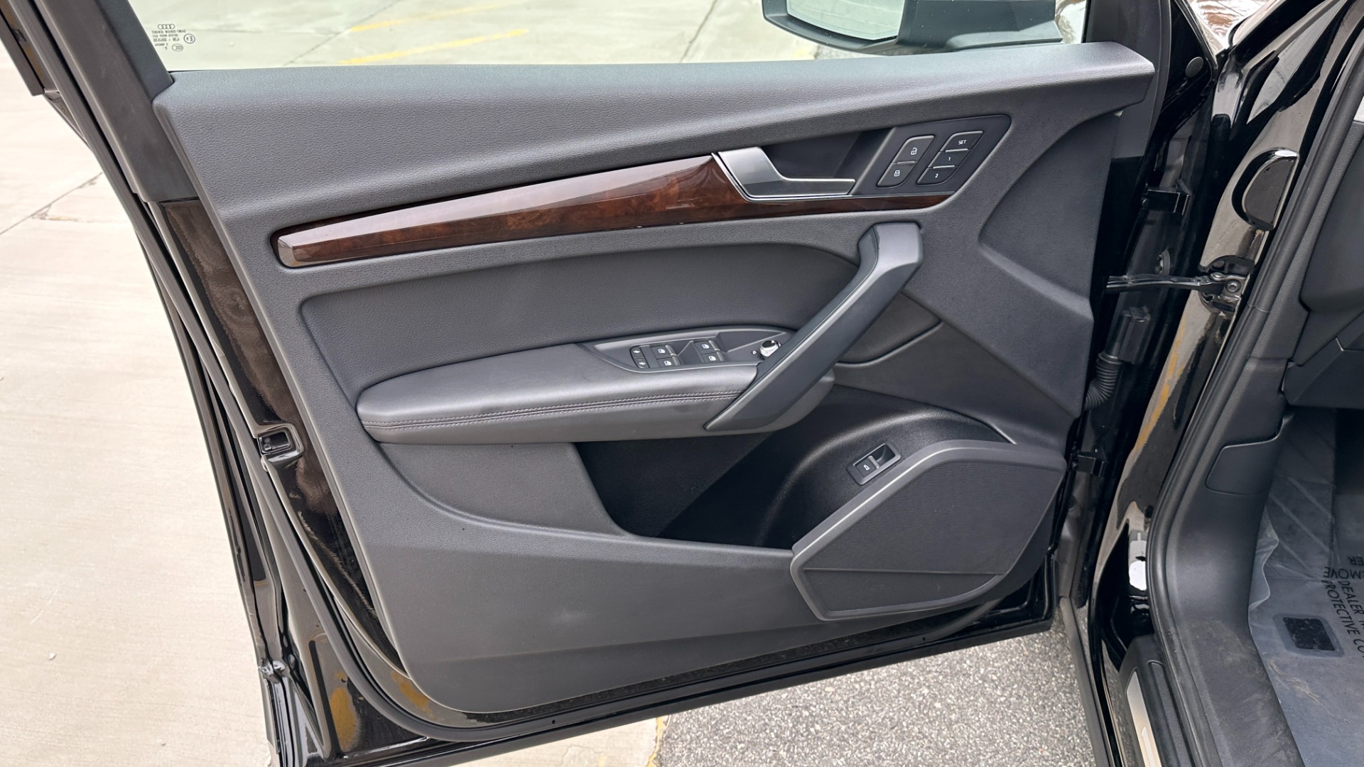 Used 2019 Audi Q5 Premium Plus for sale Sold at Formula Imports in Charlotte NC 28227 34