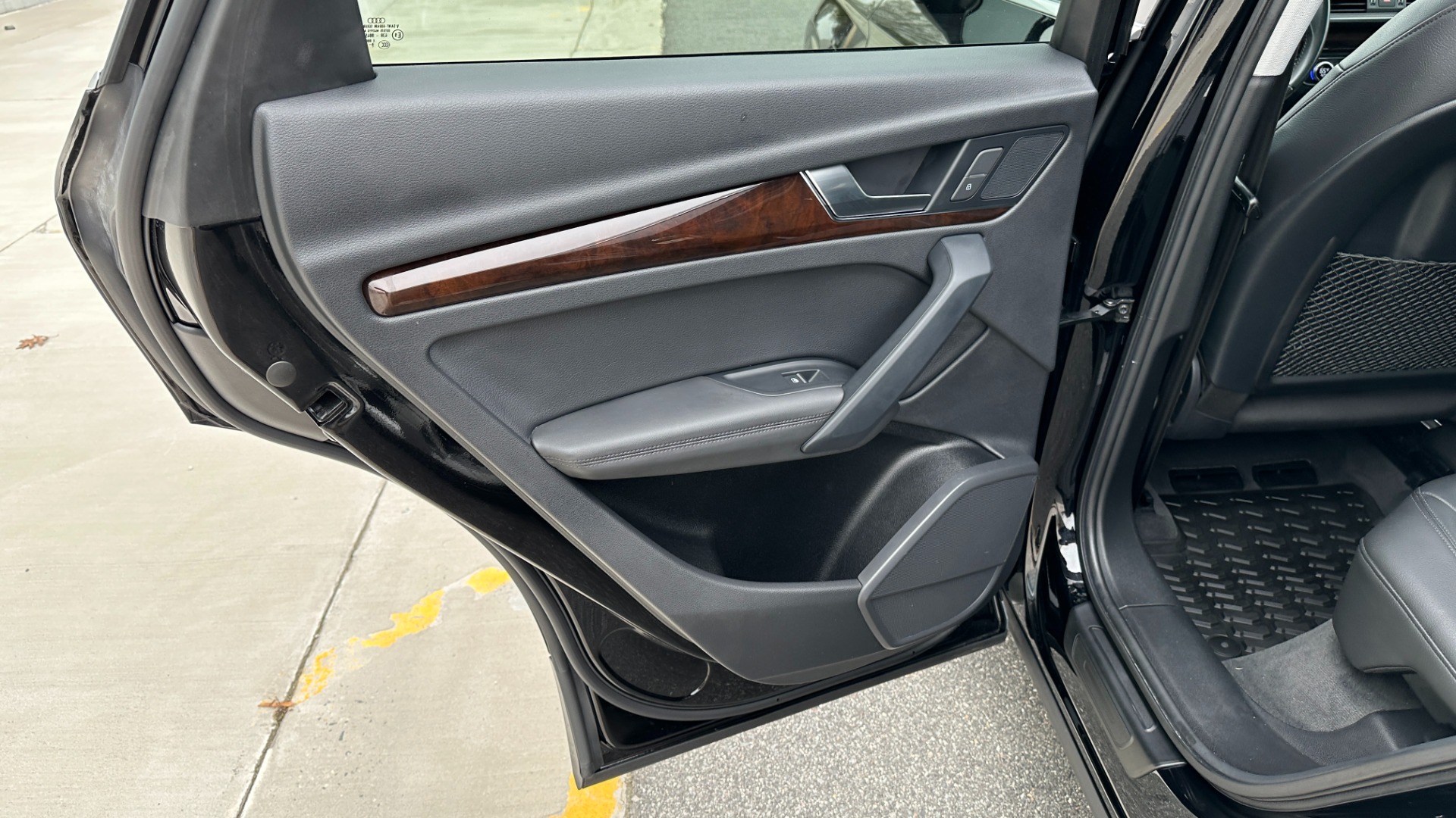 Used 2019 Audi Q5 Premium Plus for sale Sold at Formula Imports in Charlotte NC 28227 35
