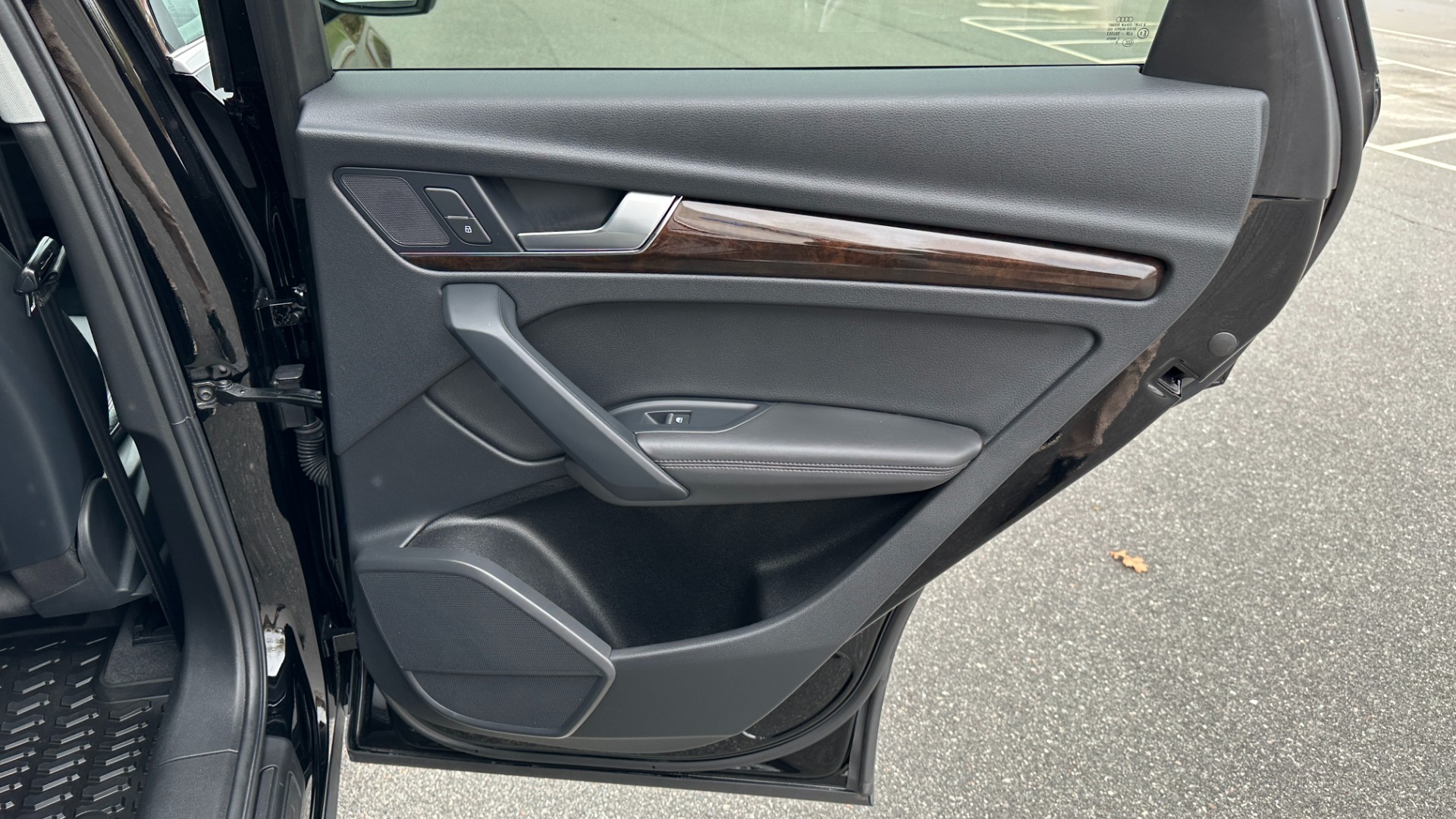 Used 2019 Audi Q5 Premium Plus for sale Sold at Formula Imports in Charlotte NC 28227 36
