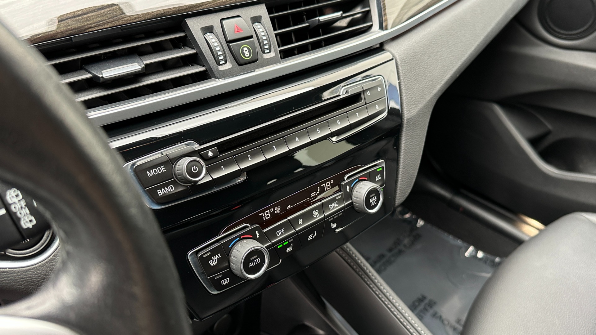 Used 2019 BMW X1 xDrive28i / PANORAMIC ROOF / HEATED SEATS / REVIEW CAMERA / LANE DEPARTURE for sale Sold at Formula Imports in Charlotte NC 28227 15