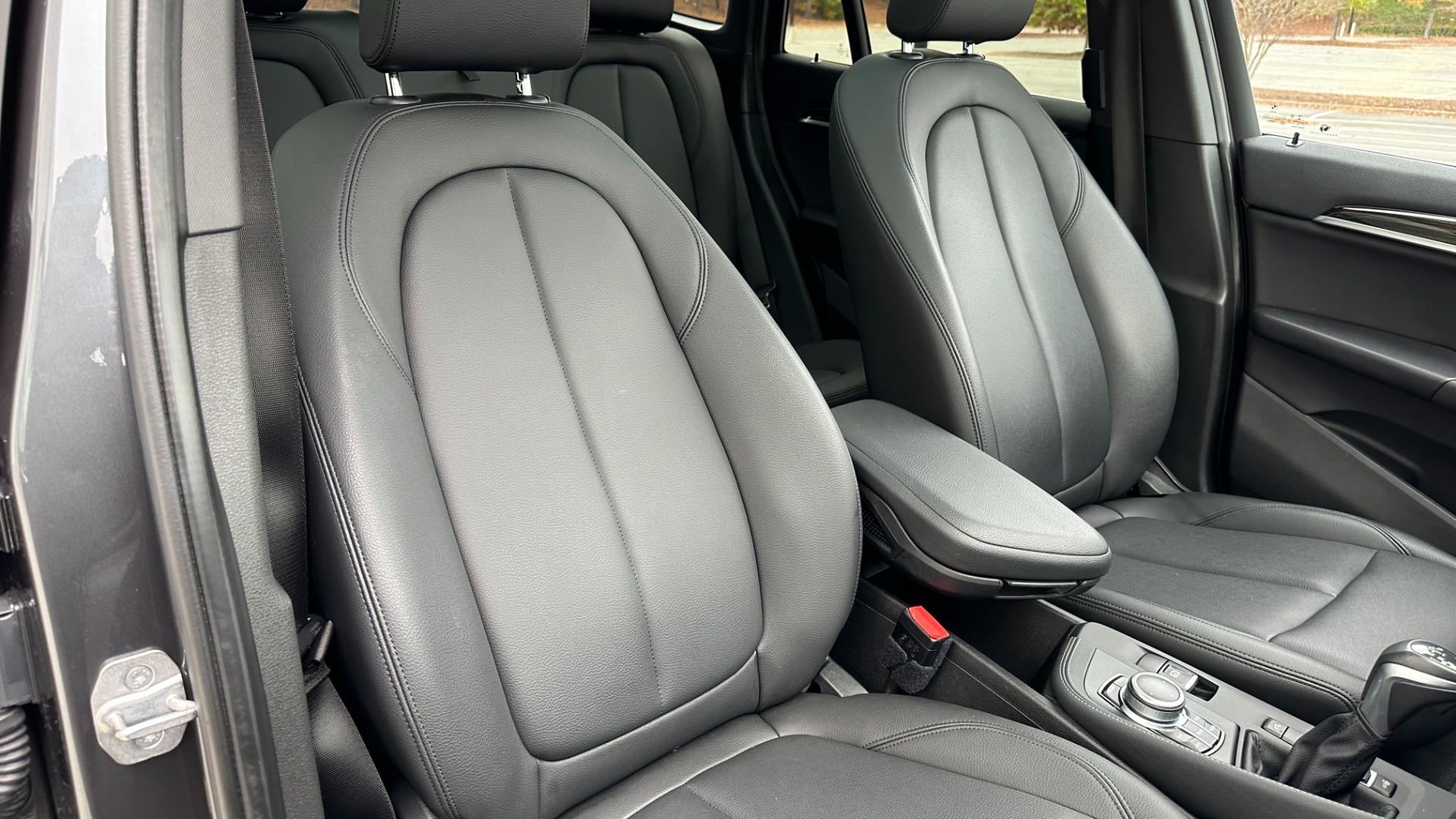 Used 2019 BMW X1 xDrive28i / PANORAMIC ROOF / HEATED SEATS / REVIEW CAMERA / LANE DEPARTURE for sale Sold at Formula Imports in Charlotte NC 28227 24