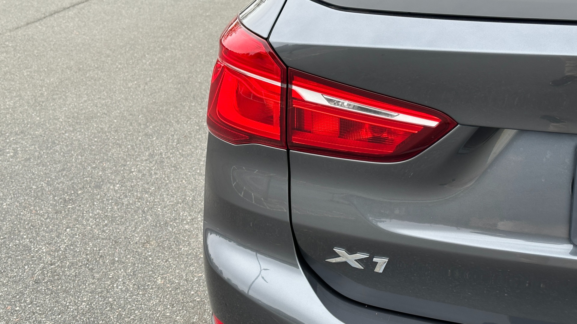 Used 2019 BMW X1 xDrive28i / PANORAMIC ROOF / HEATED SEATS / REVIEW CAMERA / LANE DEPARTURE for sale Sold at Formula Imports in Charlotte NC 28227 29