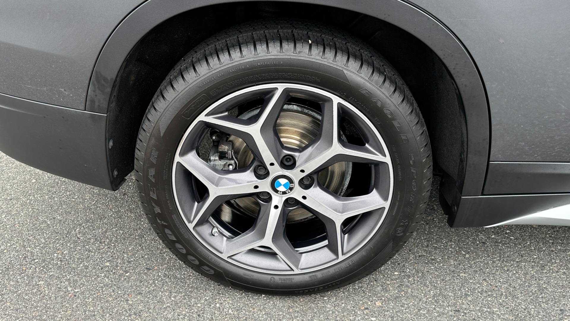 Used 2019 BMW X1 xDrive28i / PANORAMIC ROOF / HEATED SEATS / REVIEW CAMERA / LANE DEPARTURE for sale Sold at Formula Imports in Charlotte NC 28227 38