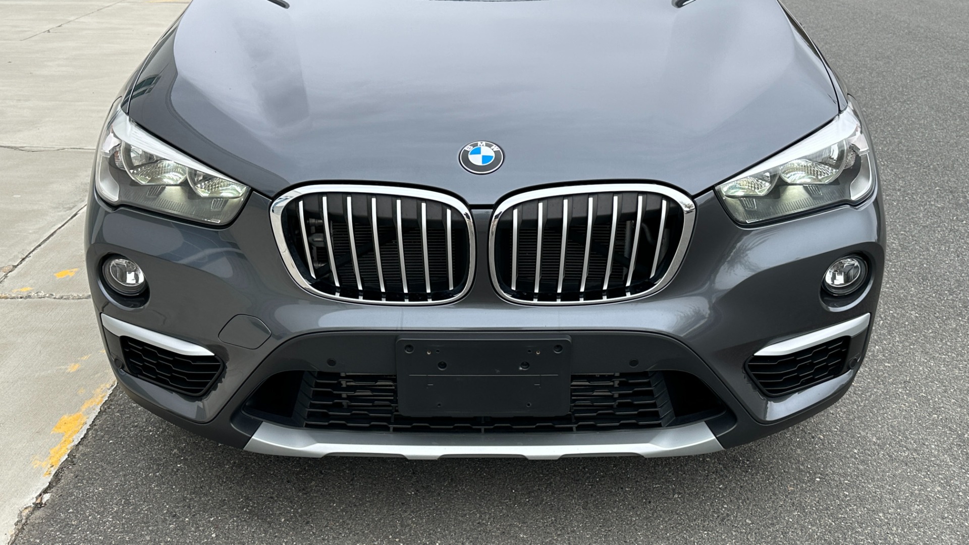 Used 2019 BMW X1 xDrive28i / PANORAMIC ROOF / HEATED SEATS / REVIEW CAMERA / LANE DEPARTURE for sale Sold at Formula Imports in Charlotte NC 28227 9