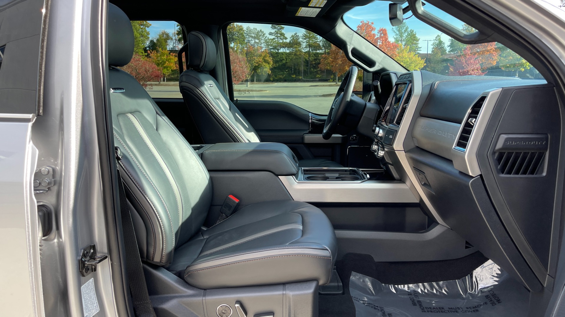 Used 2022 Ford Super Duty F-250 SRW PLATINUM / 6.7L DIESEL / PANORAMIC ROOF / BLACKOUT / FUEL WHEELS / TOW PACK for sale Sold at Formula Imports in Charlotte NC 28227 23