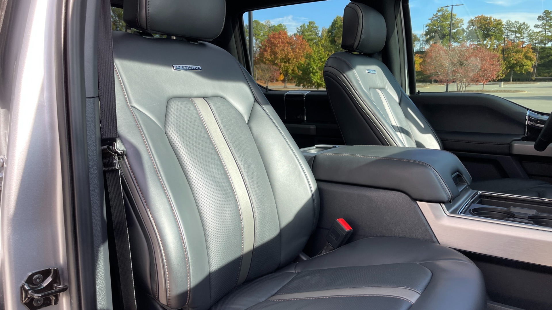 Used 2022 Ford Super Duty F-250 SRW PLATINUM / 6.7L DIESEL / PANORAMIC ROOF / BLACKOUT / FUEL WHEELS / TOW PACK for sale Sold at Formula Imports in Charlotte NC 28227 24